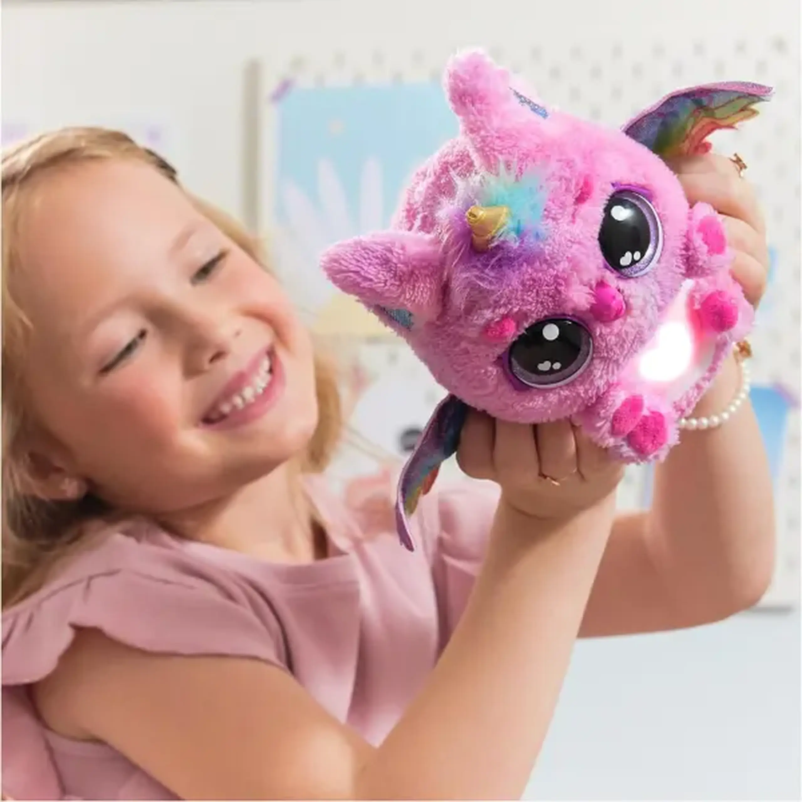 Set de joc,,Ouă Hatchimals - Pufficorn"