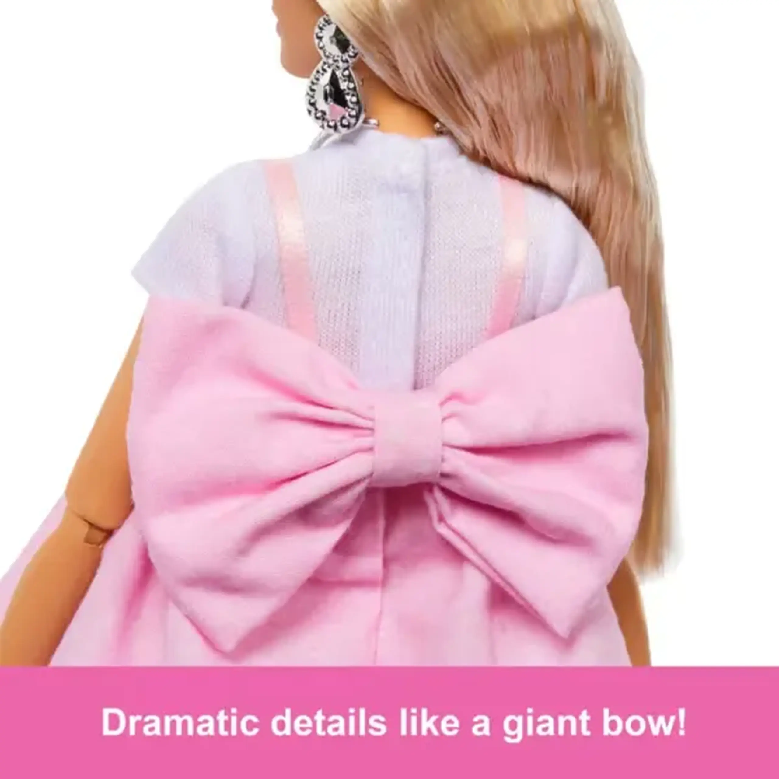 Păpușa Barbie "Fashionistă în rochie roz pastel"