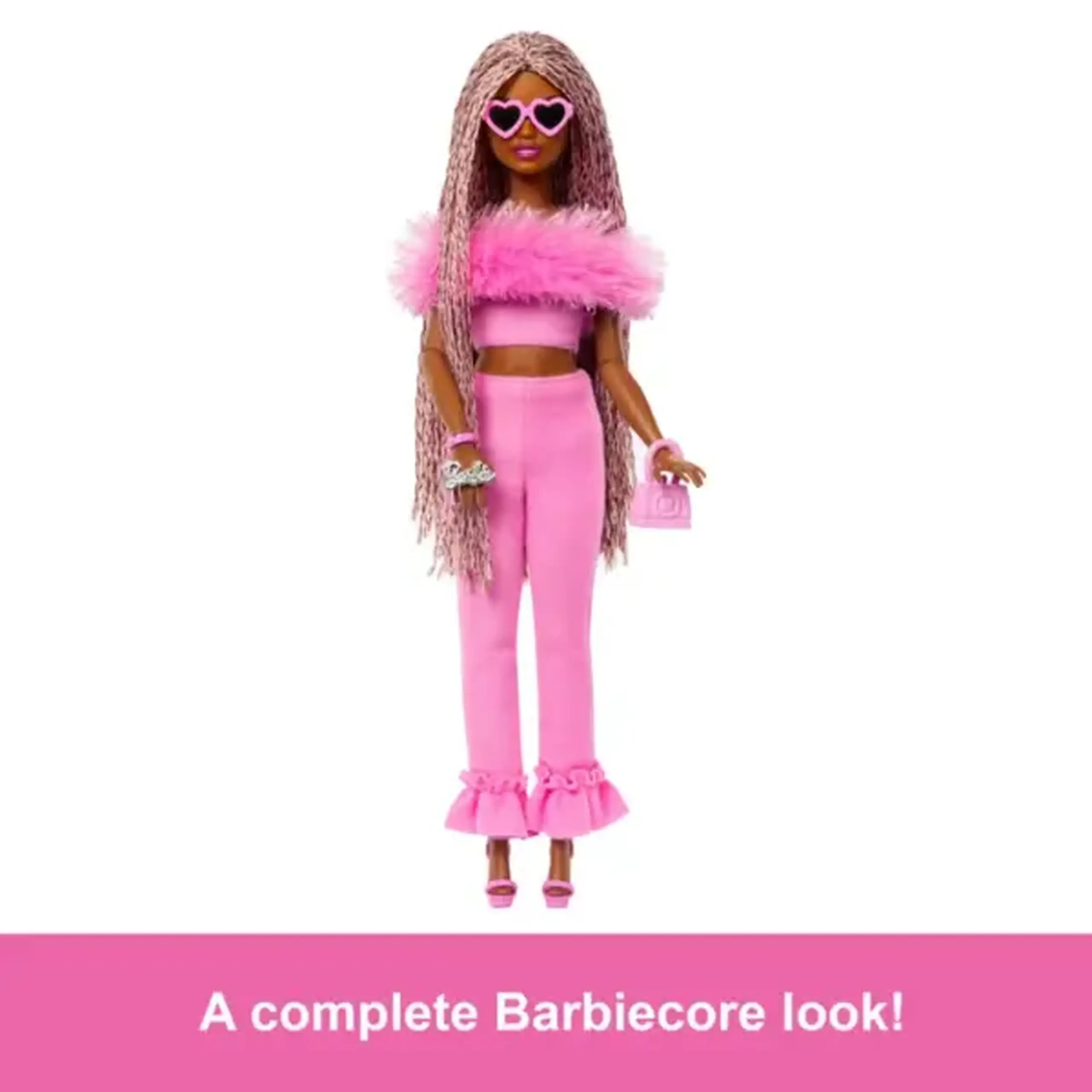Păpușa Barbie "Fashionistă într-un costum roz"