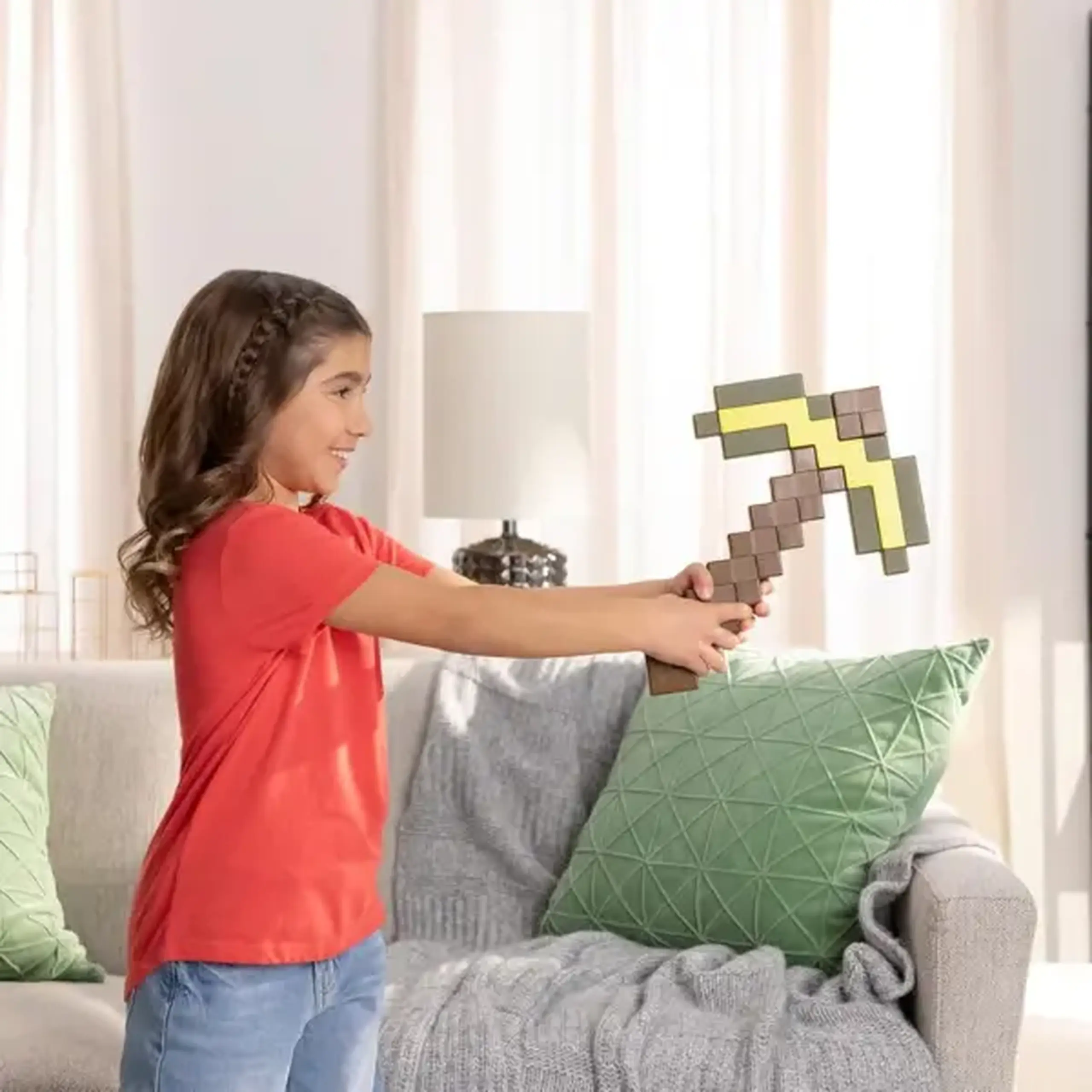 Armă pixelată Minecraft pentru jocuri de rol