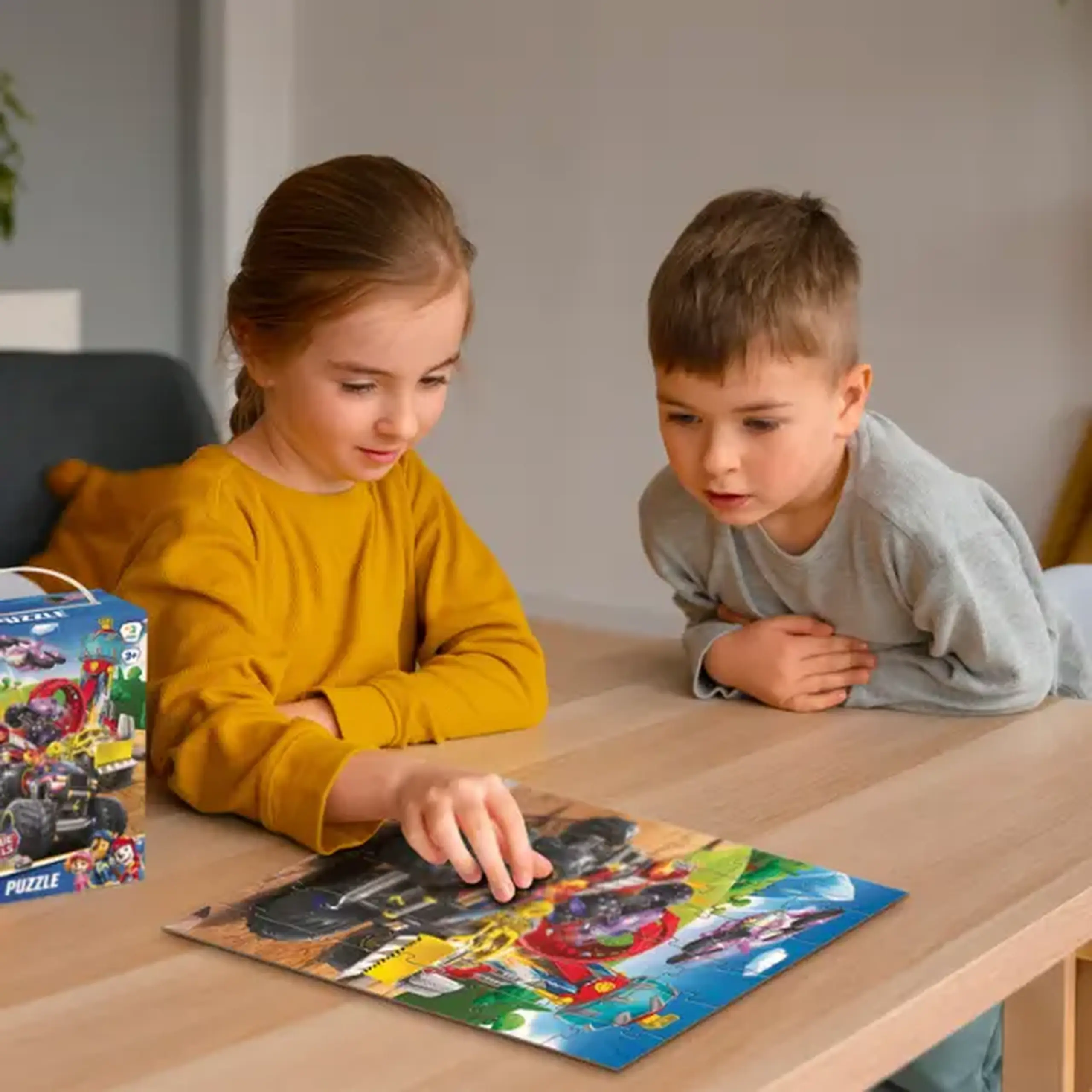 Puzzle "Mașini pentru operațiuni de salvare", seria Patrula cățelușilor, 48 elem.