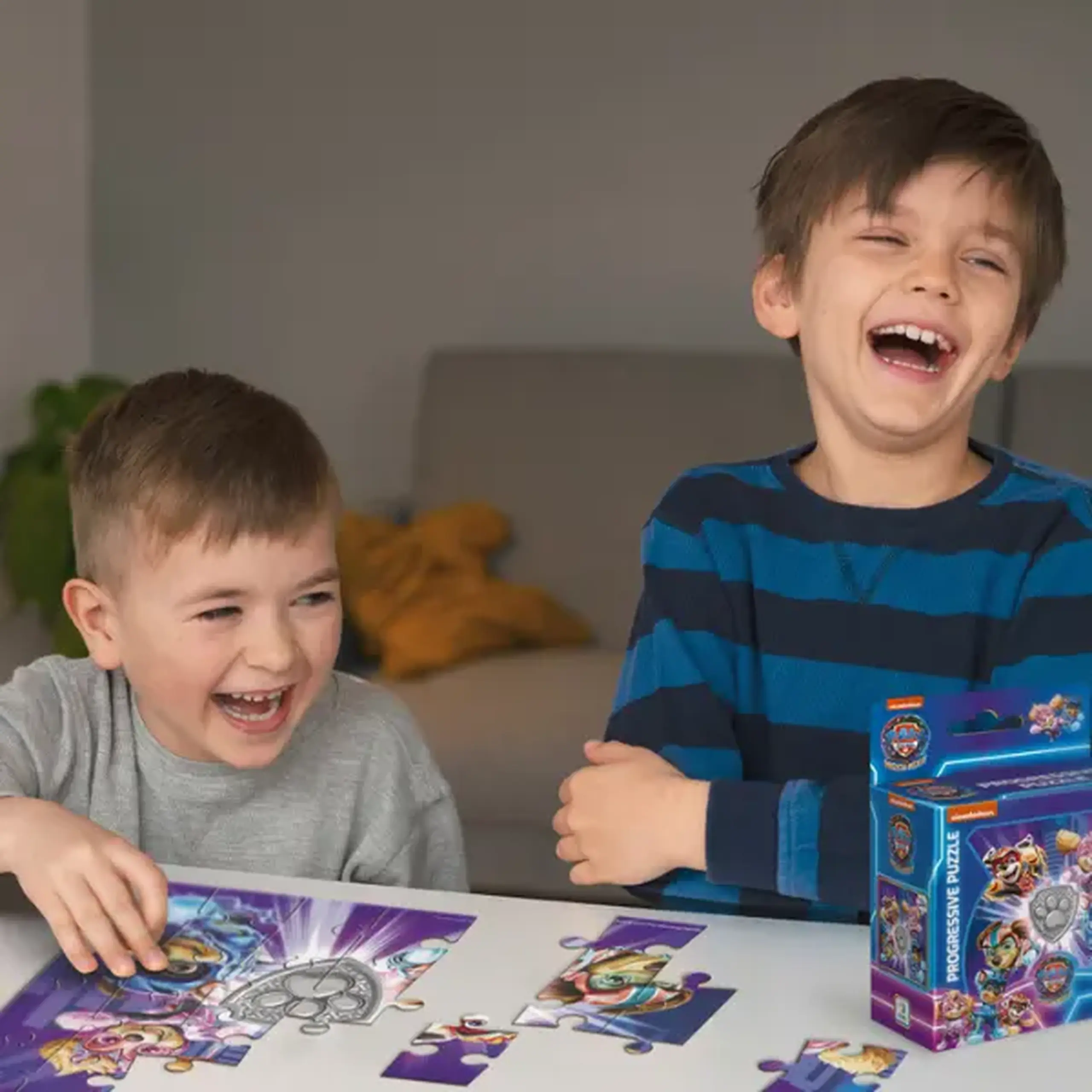Puzzle "Eroii invincibili", seria Patrula cățelușilor, 24 elem.