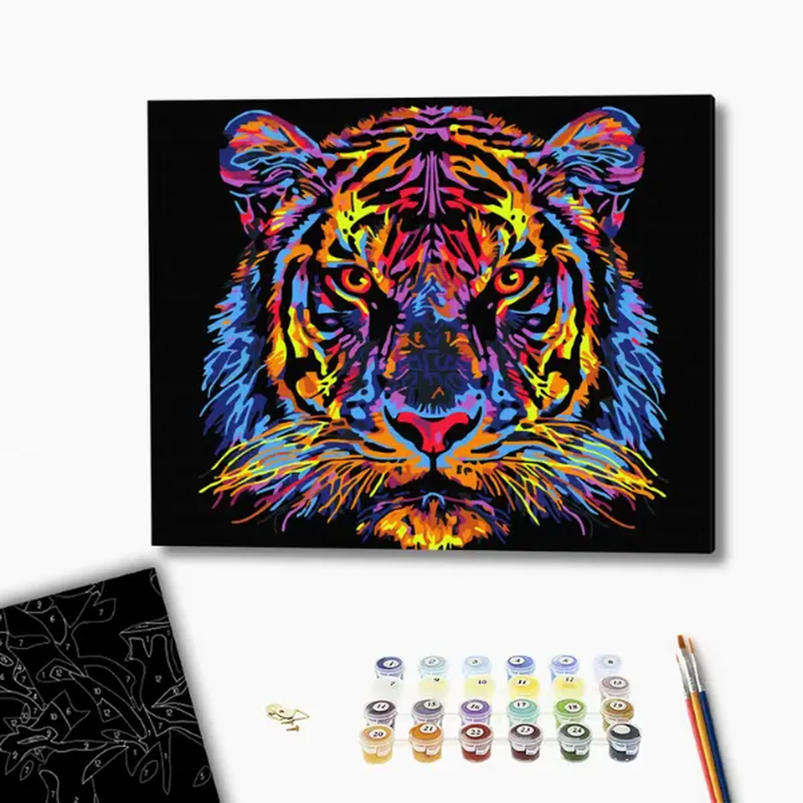 Pictură pe numere 40*50 сm (pânză neagră/fără cutie) – Tigru multicolor