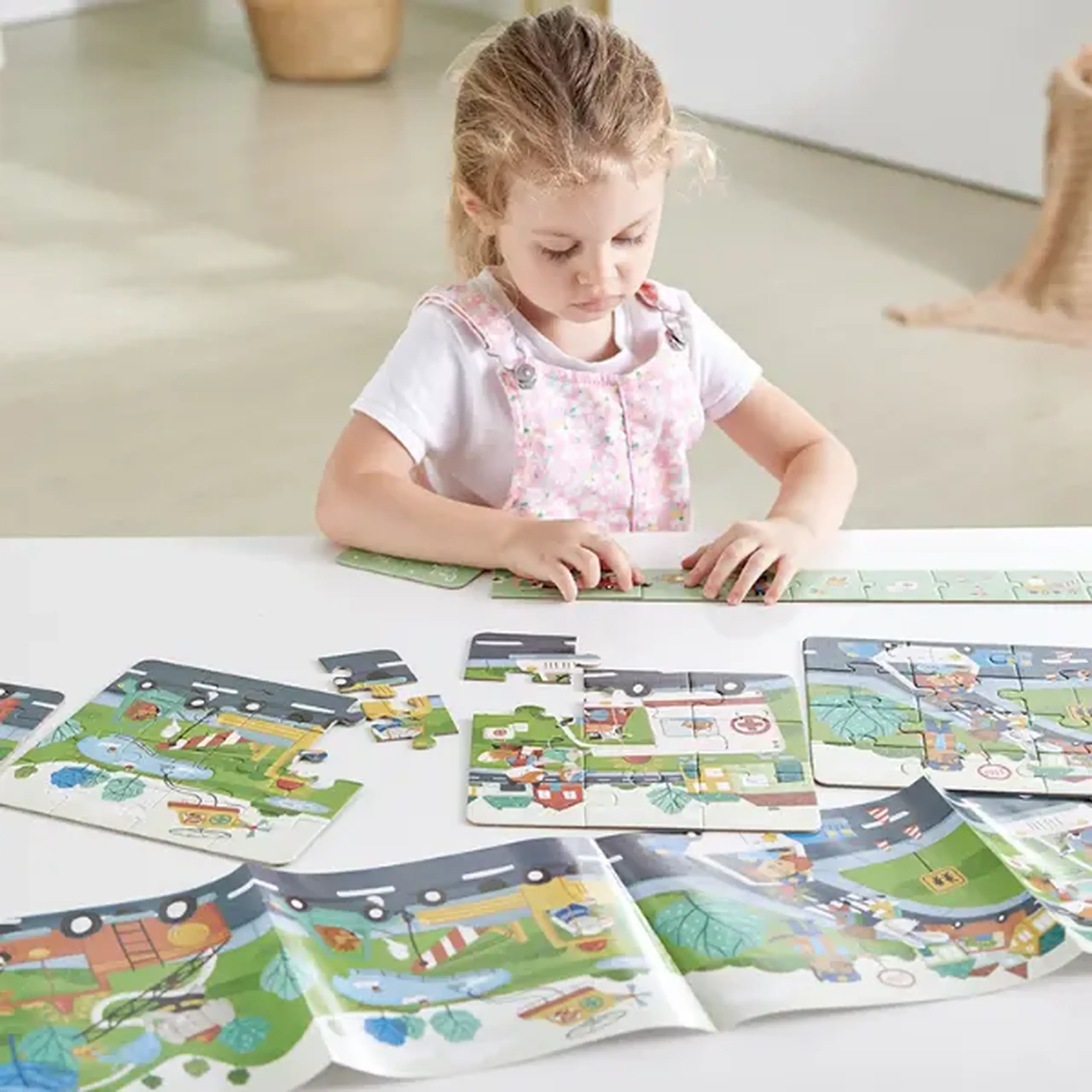 Set puzzle 4 în 1 "Operațiunea de salvare"