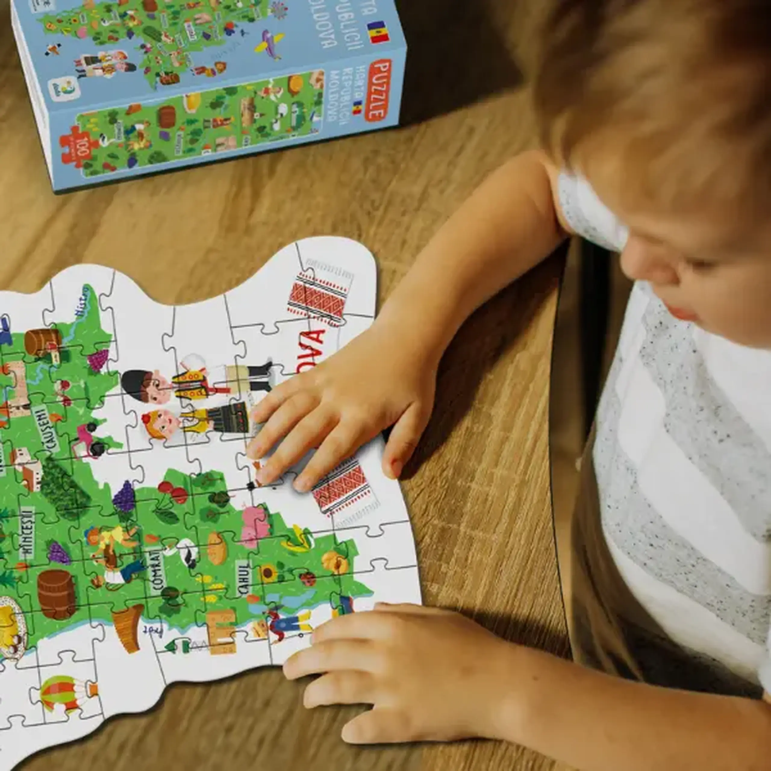 Joc puzzle educațional "Harta Moldovei", 100 piese