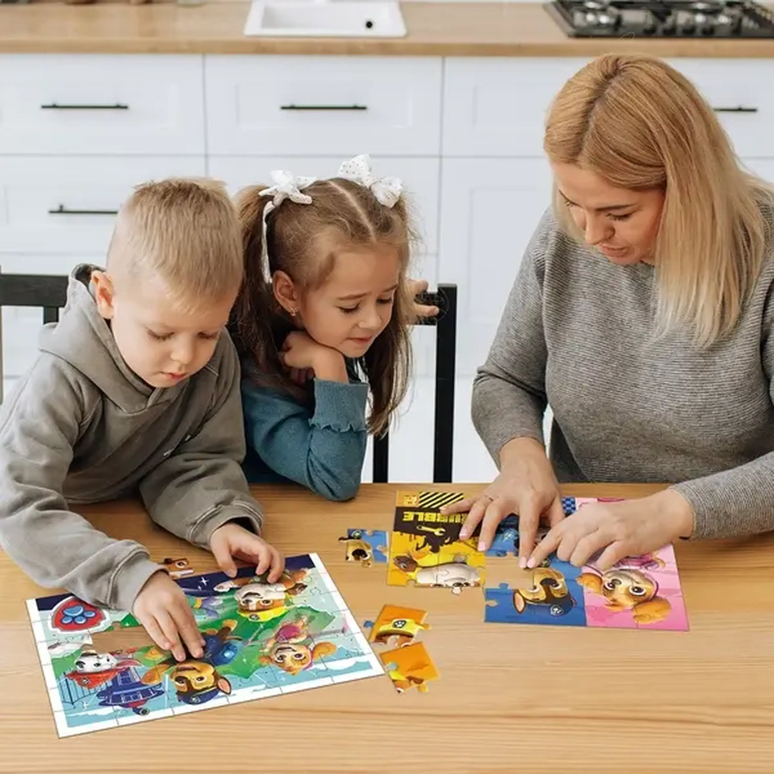 Puzzle 2 în 1 "Cățeluși atât de buni", seria Patrula cățelușilor, 24 și 36 elem.