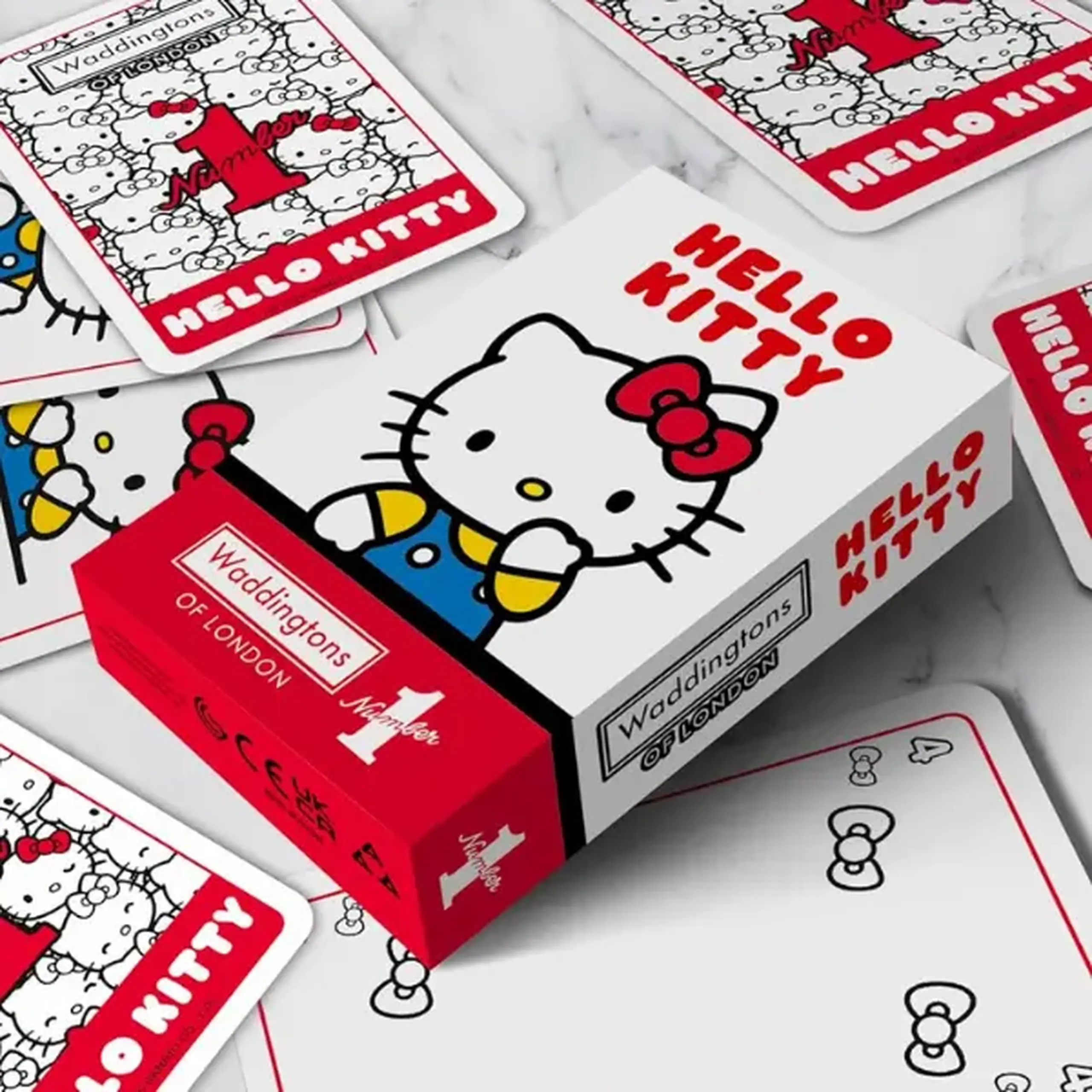 Cărţi de joc Waddingtons No. 1 "Hello Kitty"