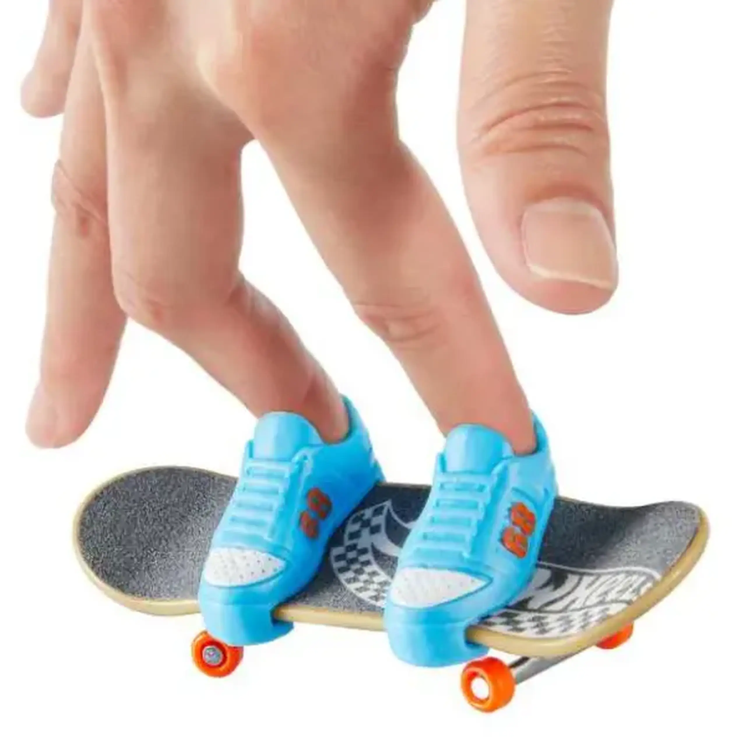 Hot Wheels Fingerboard-uri "Scratch N’ Skate", în as.