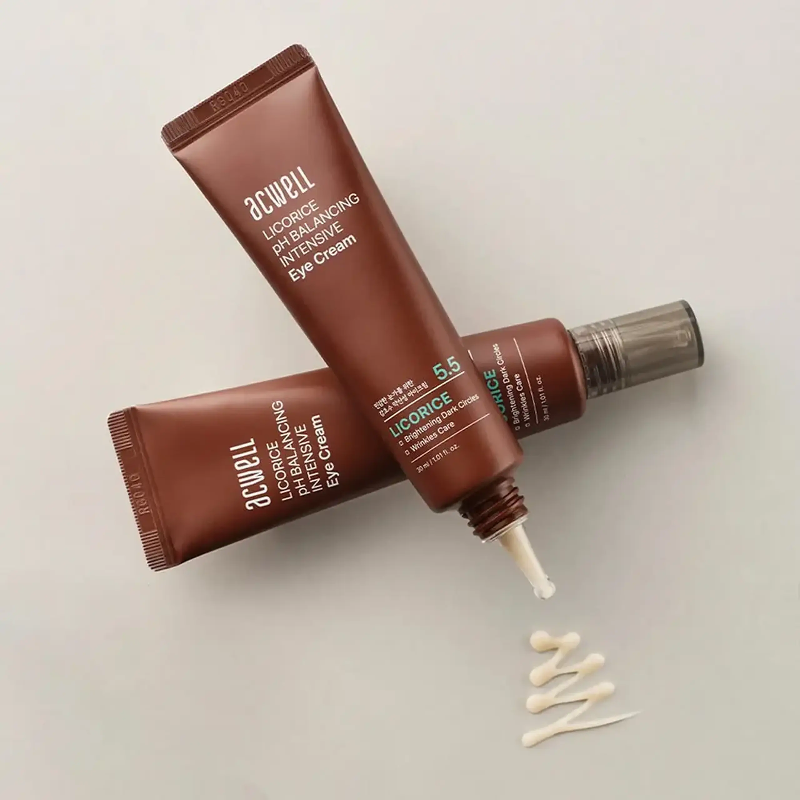 Cremă anti-pigmentare pentru zona de sub ochi Acwell Licorice pH Balancing Cleansing Intensive Eye Cream 30ml