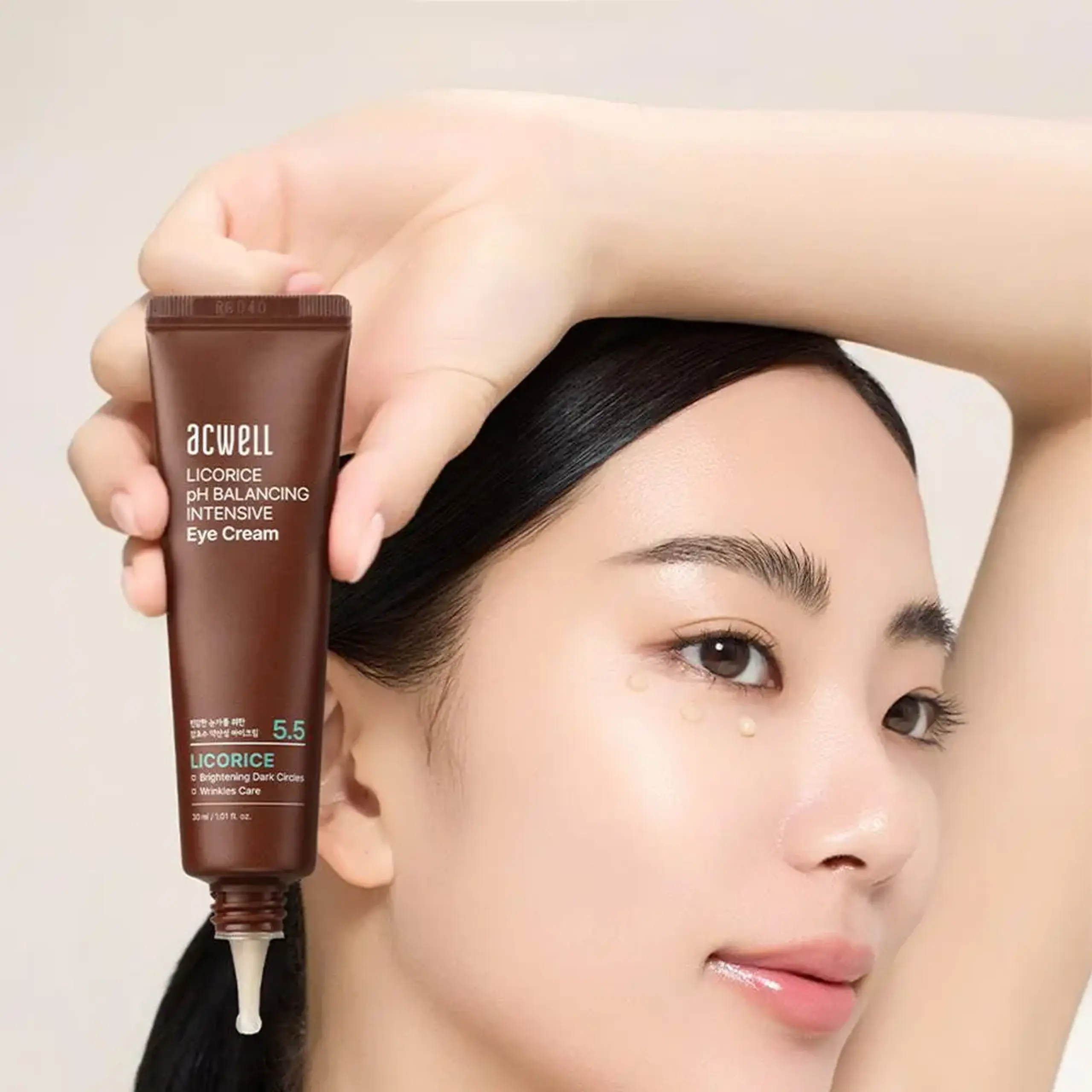 Cremă anti-pigmentare pentru zona de sub ochi Acwell Licorice pH Balancing Cleansing Intensive Eye Cream 30ml