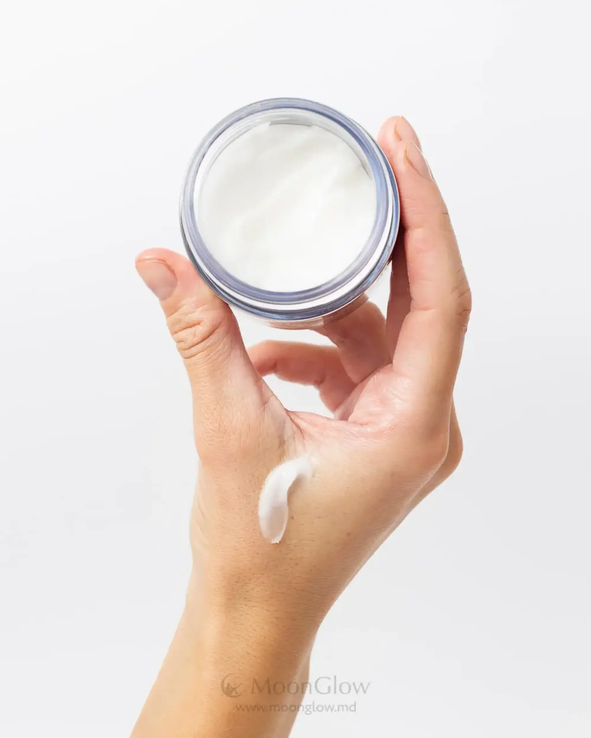 Cremă premium pentru uniformizarea tonului feței cu trufe negre Bueno Brightening Moisture Cream 80g