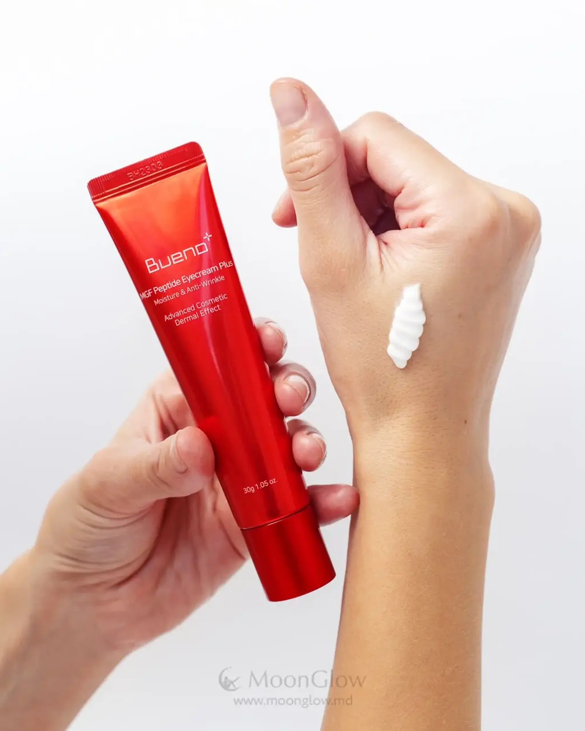 Cremă premium pentru zona de sub ochi cu celule stem ale roșiei și peptide Bueno MGF Peptide Eye Cream Plus 30g