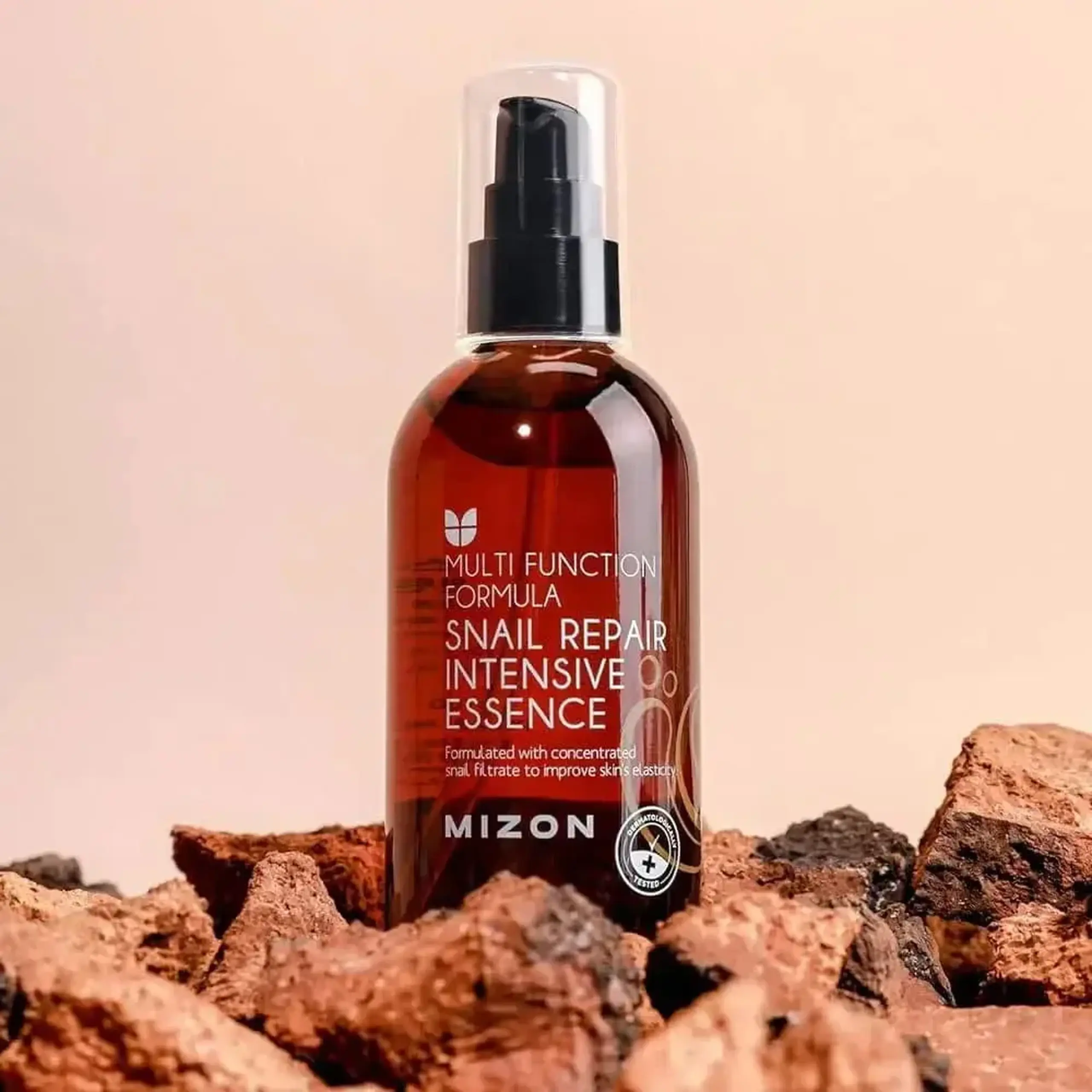Toner-esenţă anti-age Mizon Snail Repair Intensive Essence 100 ml