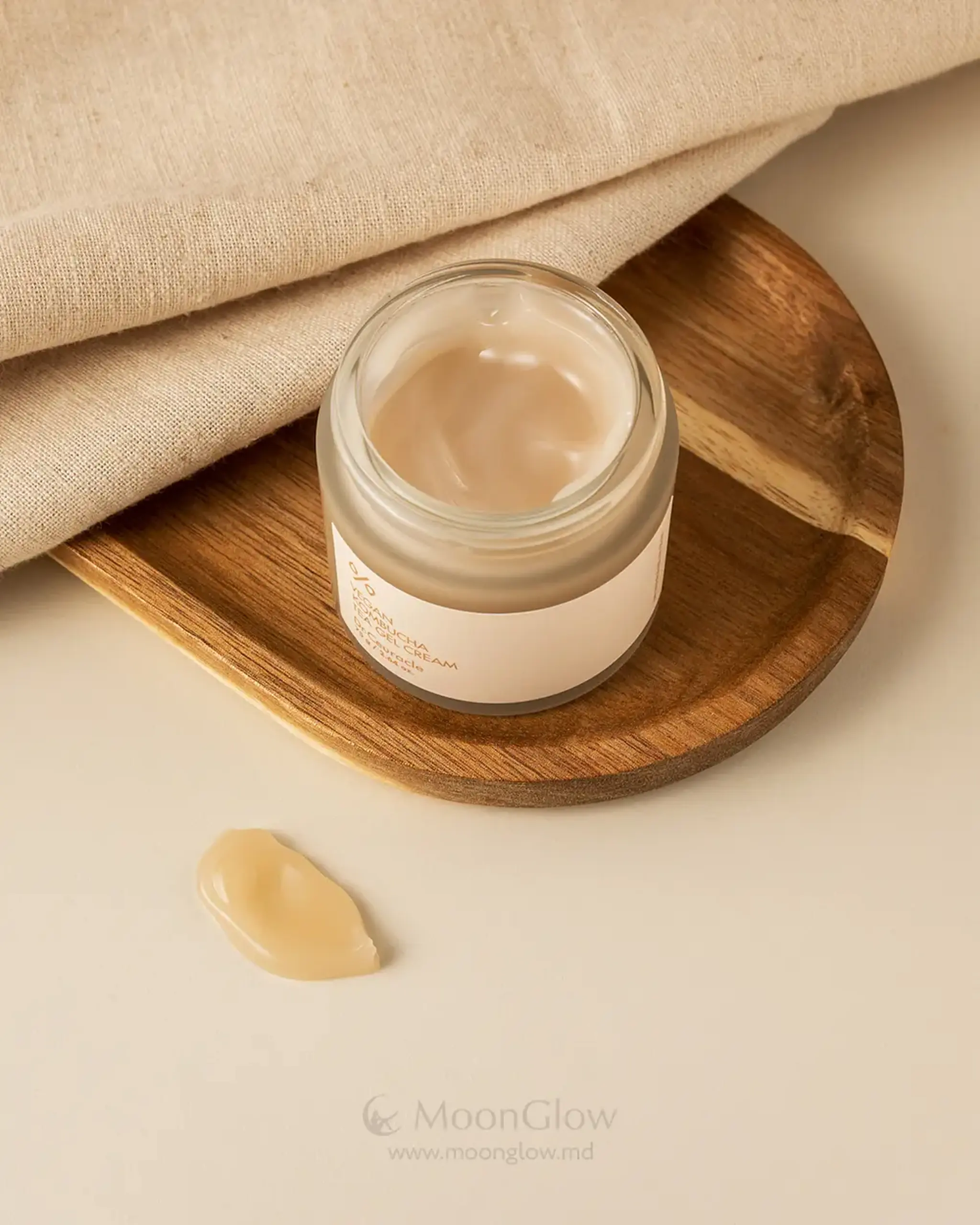 Cremă-gel vegană cu extract de kombucha Dr.Ceuracle Vegan Kombucha Tea Gel Cream 75g