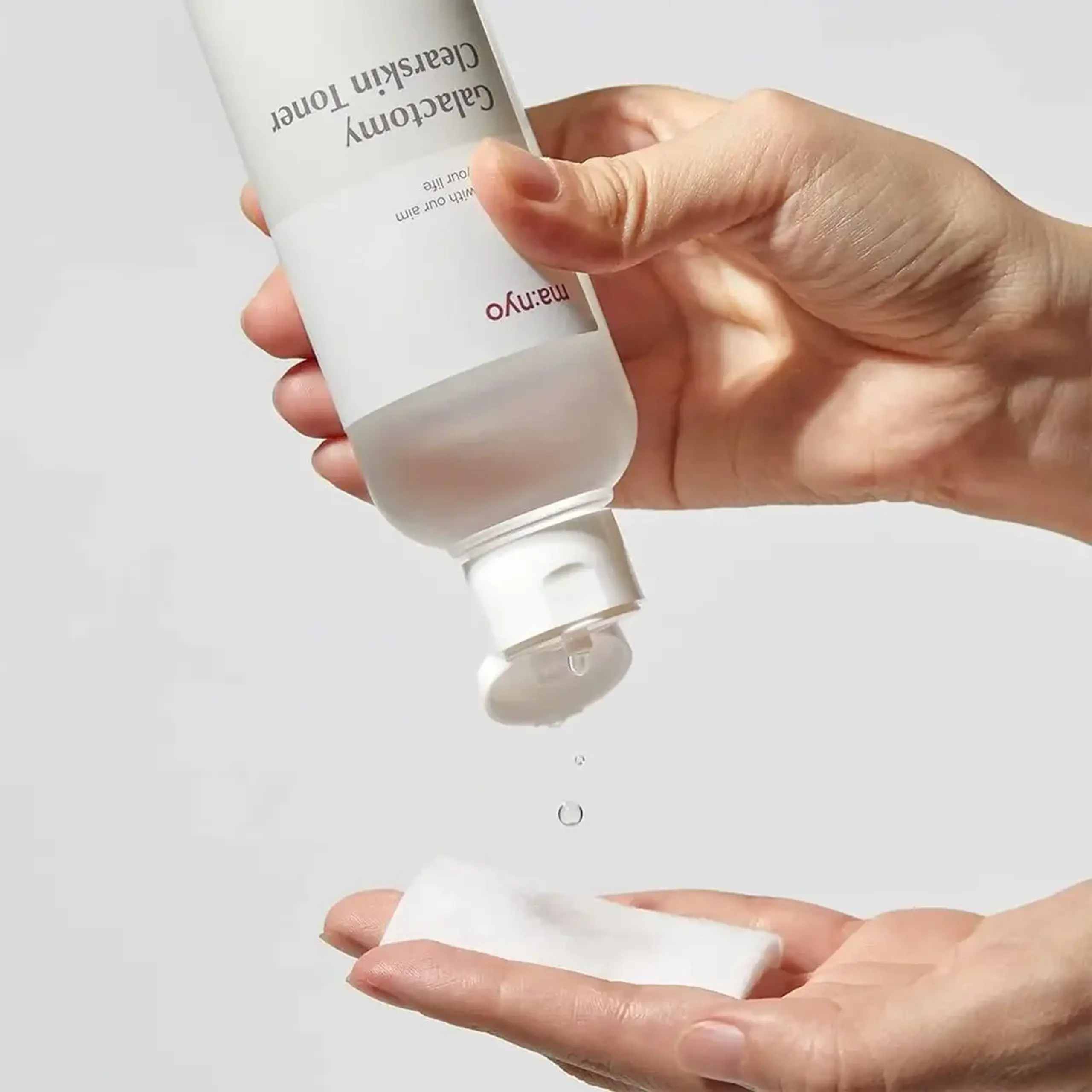 Toner exfoliant cu LHA și PHA Manyo Galactomy Clearskin Toner 210 ml