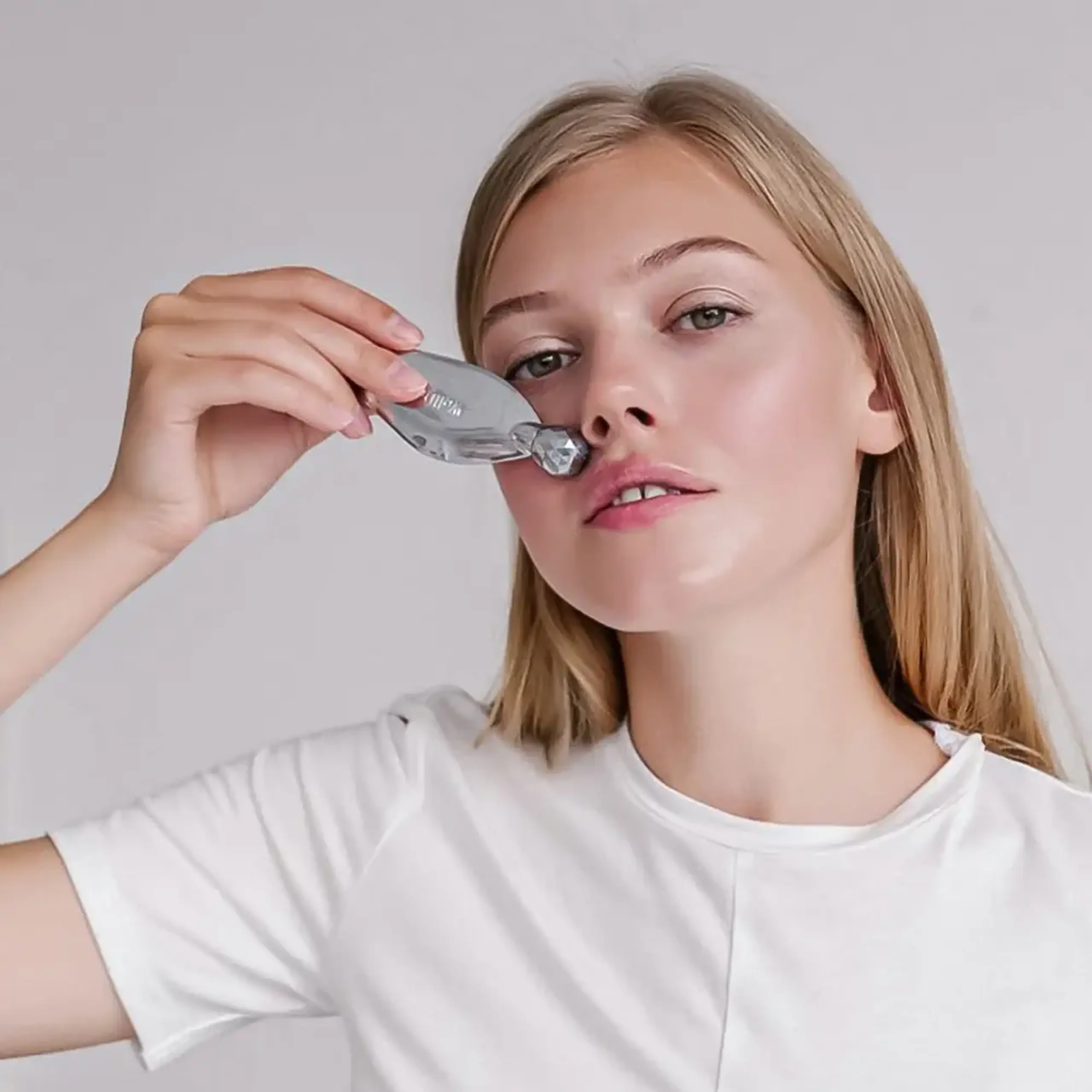 Instrument pentru masajul feței WellDerma Face Lift Pad