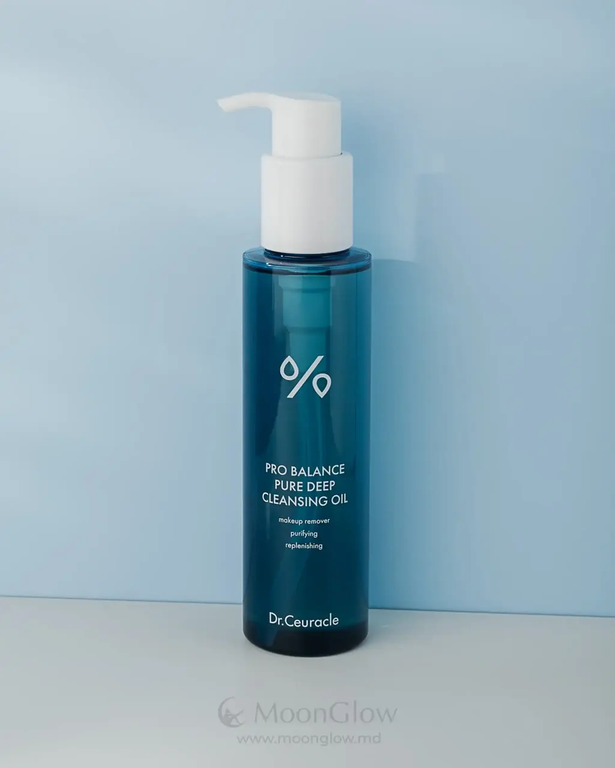 Uleil hidrofil pentru restabililea barierei tenului DR. Ceuracle Pro-balance Pure Deep Cleansing Oil 155 ml