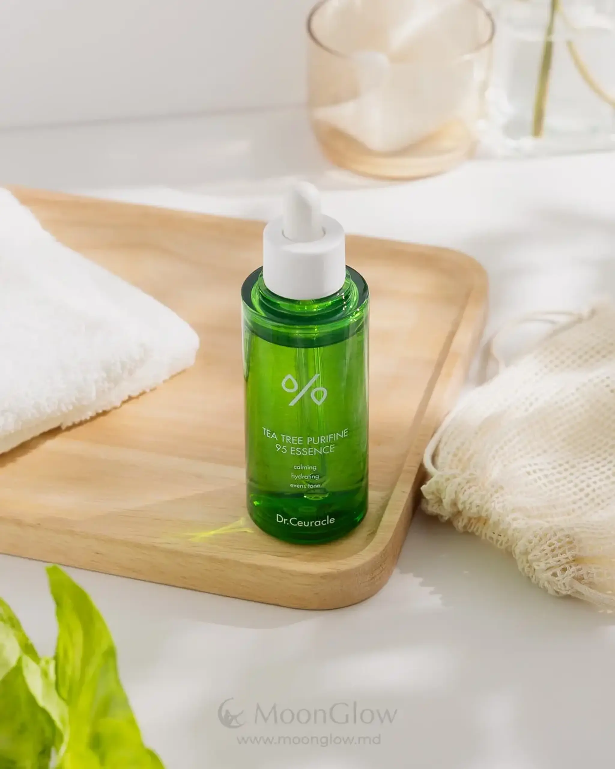 Ser antiinflamator cu 95% extract de ceai verde Dr. Ceuracle Tea Tree Purifine 95 Essence 50g