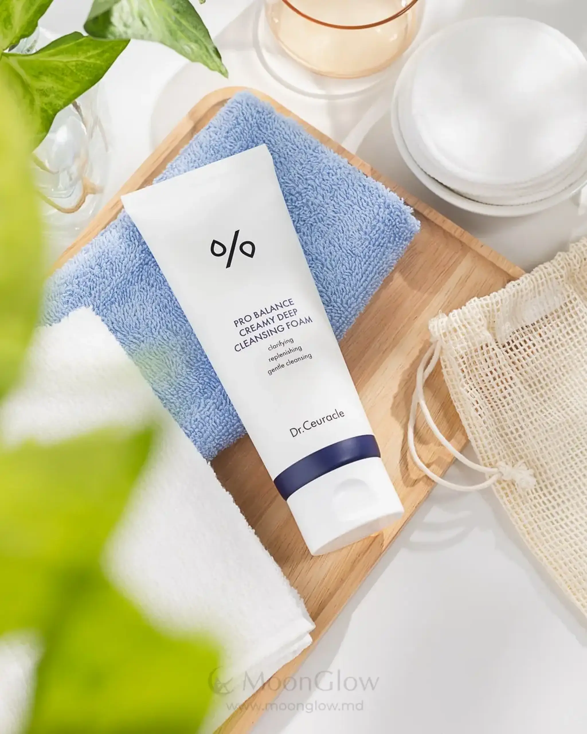 Spumă cu complex de 5 probiotice și enzime de bacterii Dr. Ceuracle Pro Balance Creamy Deep Cleansing Foam 150 ml