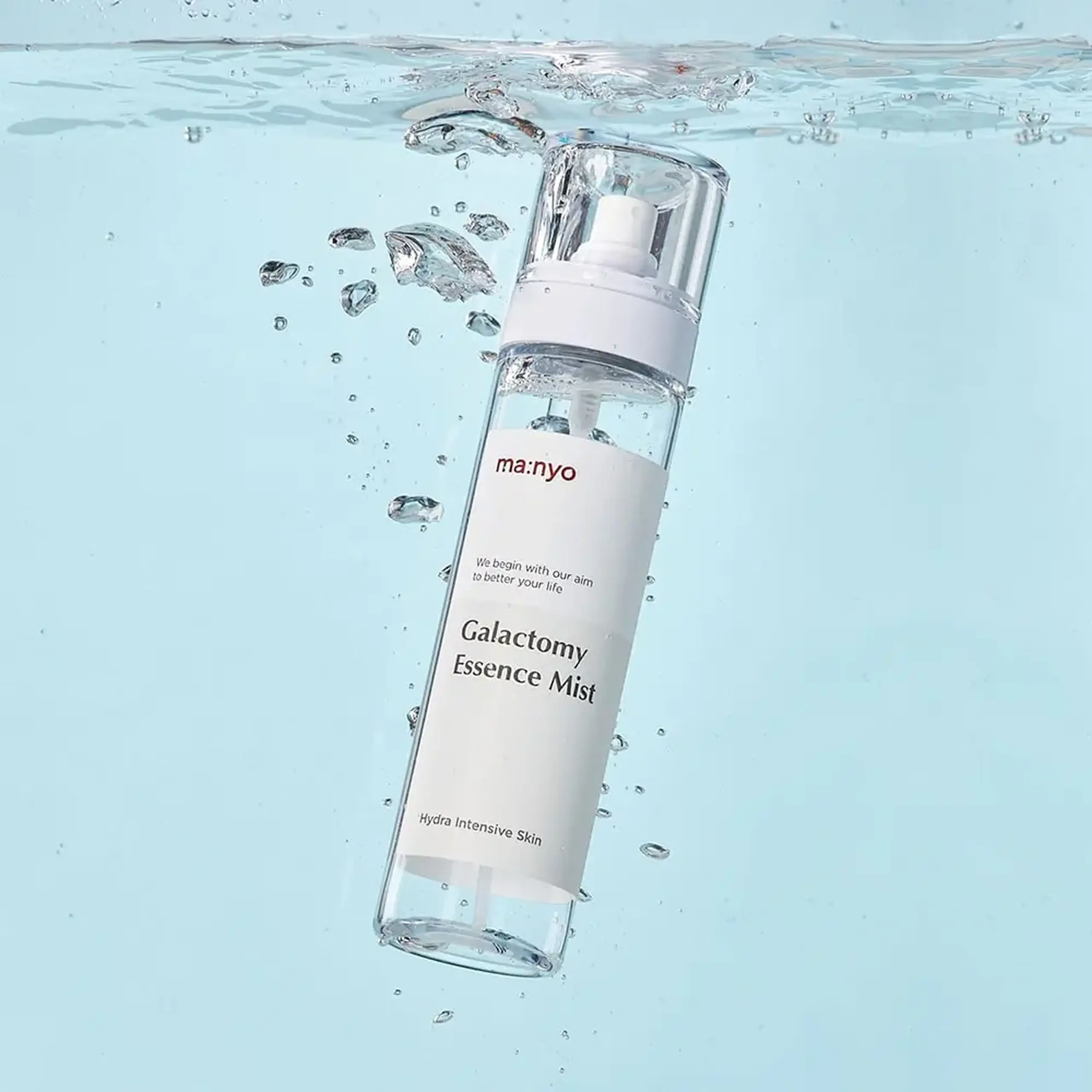 Spray nutritiv şi calmant pentru faţă Manyo Factory Galactomy Essence Mist 120 ml