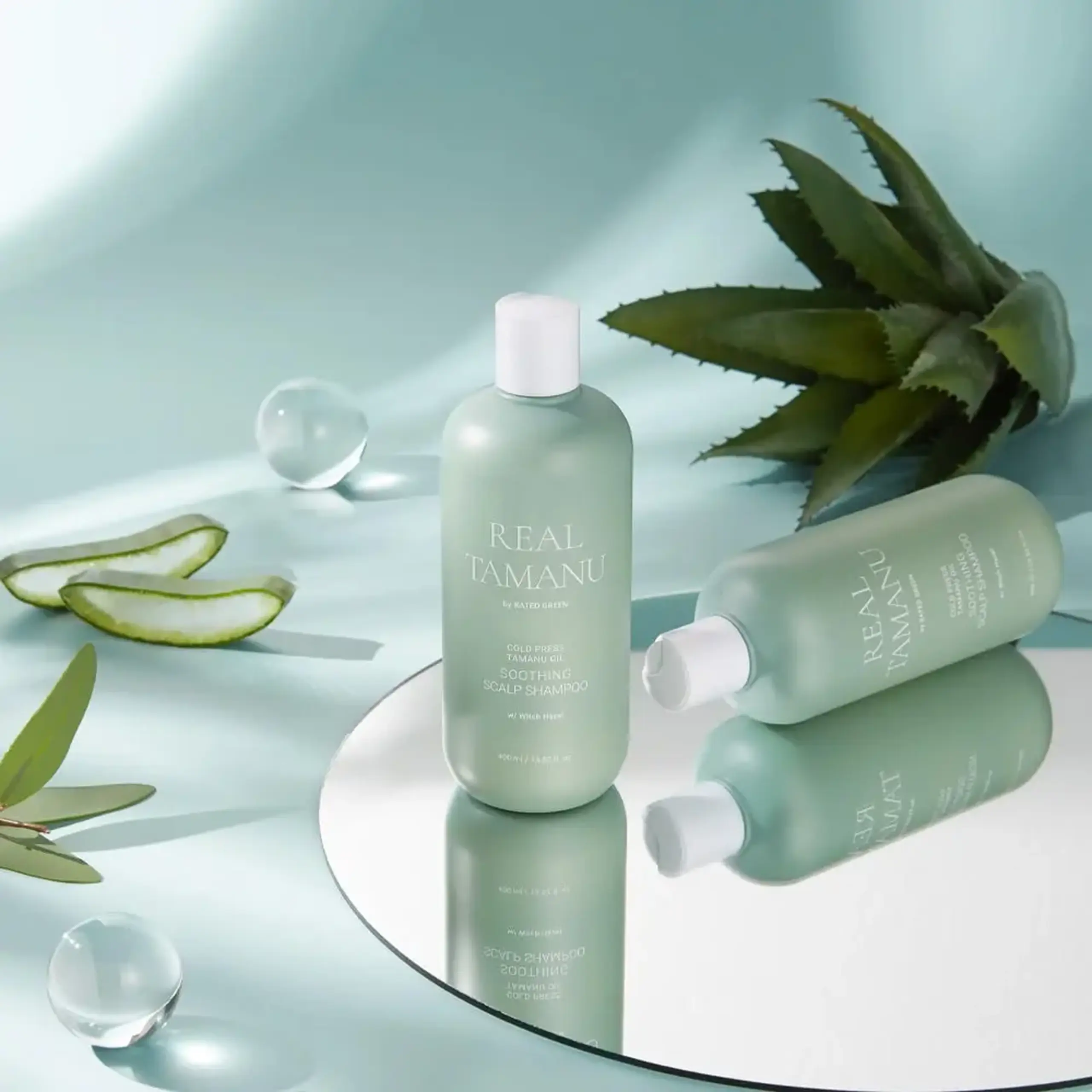 Șampon cu efet antiinflamator și antioxidant Rated Green Real Tamanu Cold Press Tamanu Oil Soothing Scalp Shampoo 400 ml
