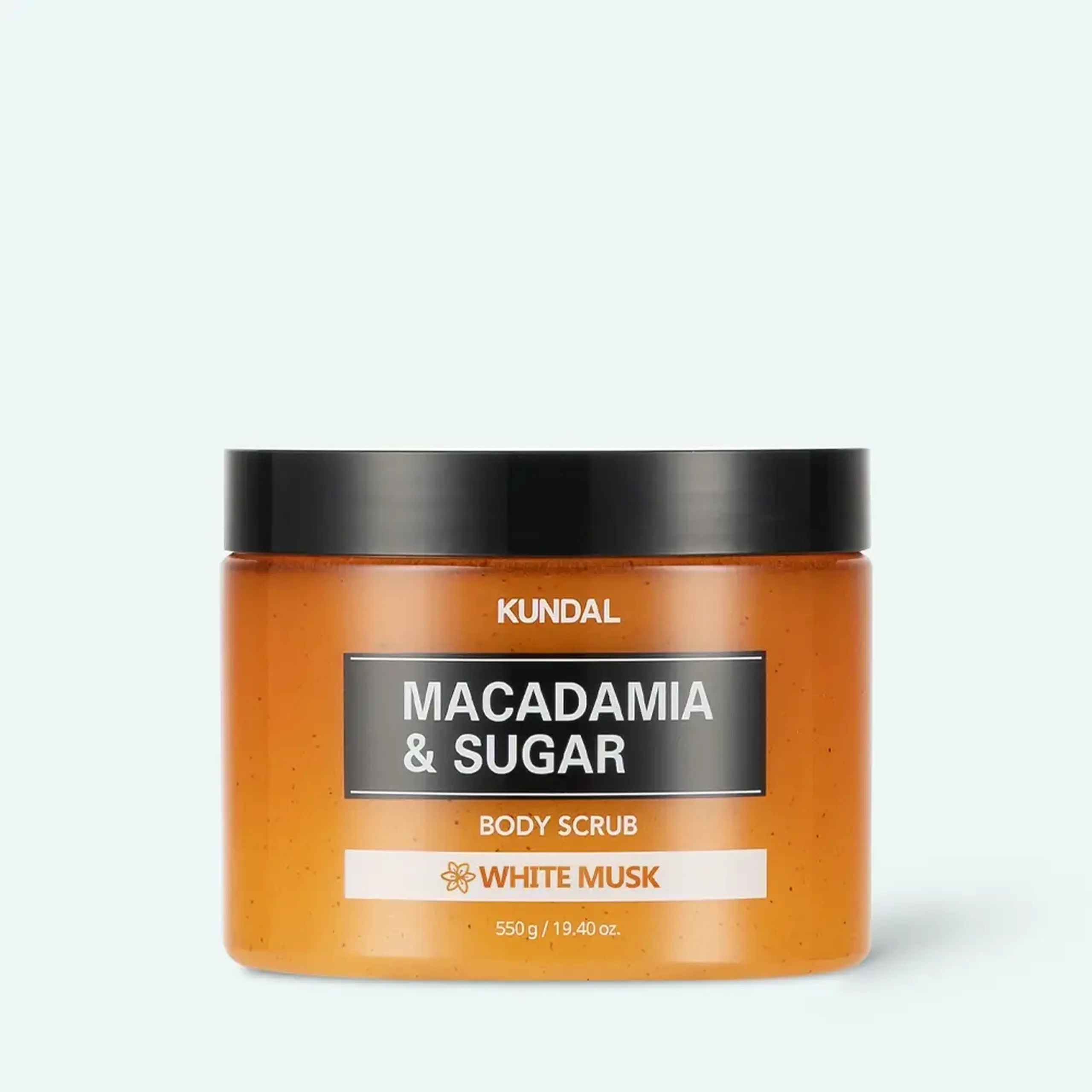 Scrub pentru corp Kundal Macadamia &amp; Sugar Body Scrub White Musk 550g
