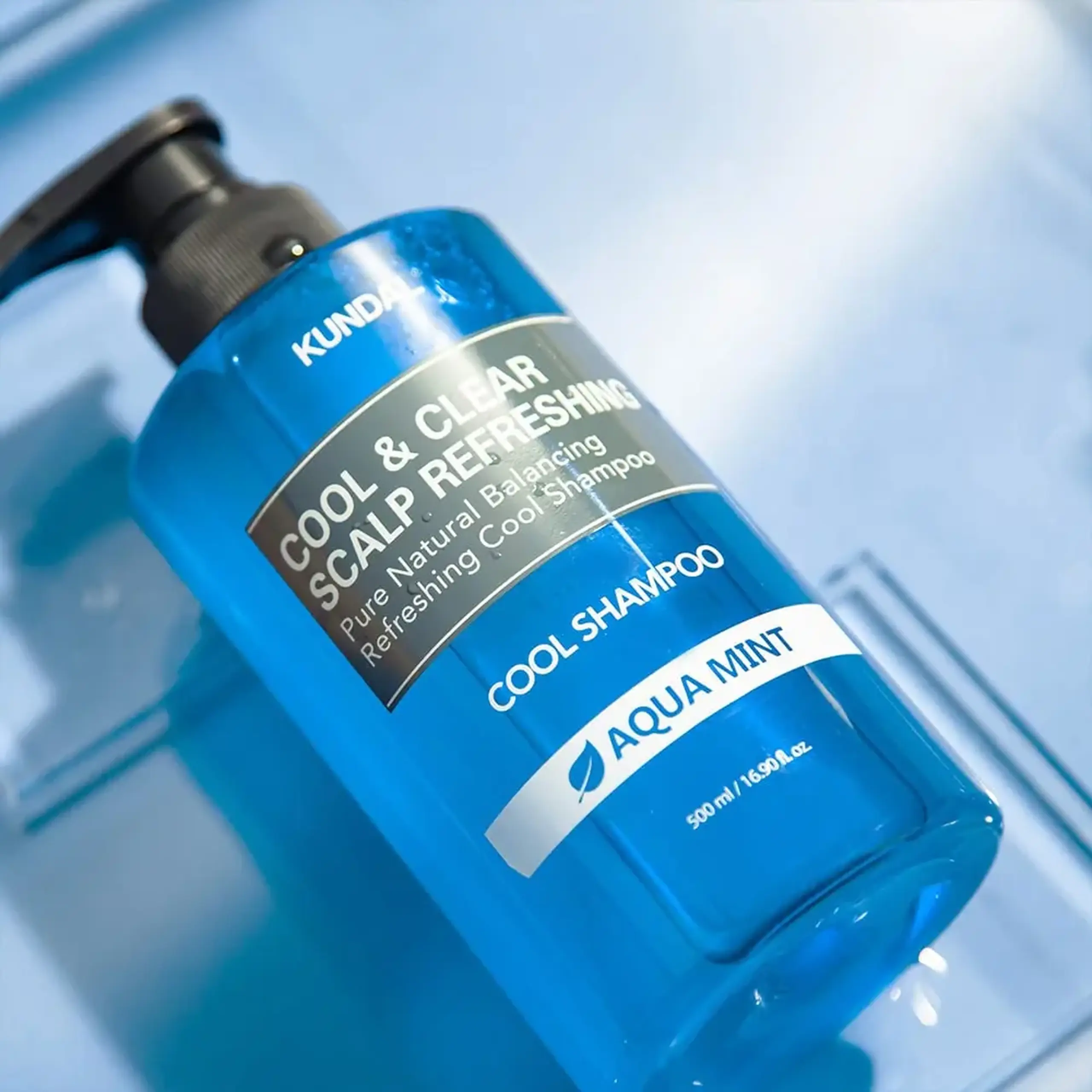 Șampon răcoritor pentru scalp Kundal Cool & Clear Scalp Refreshing Shampoo Aqua Mint 500ml