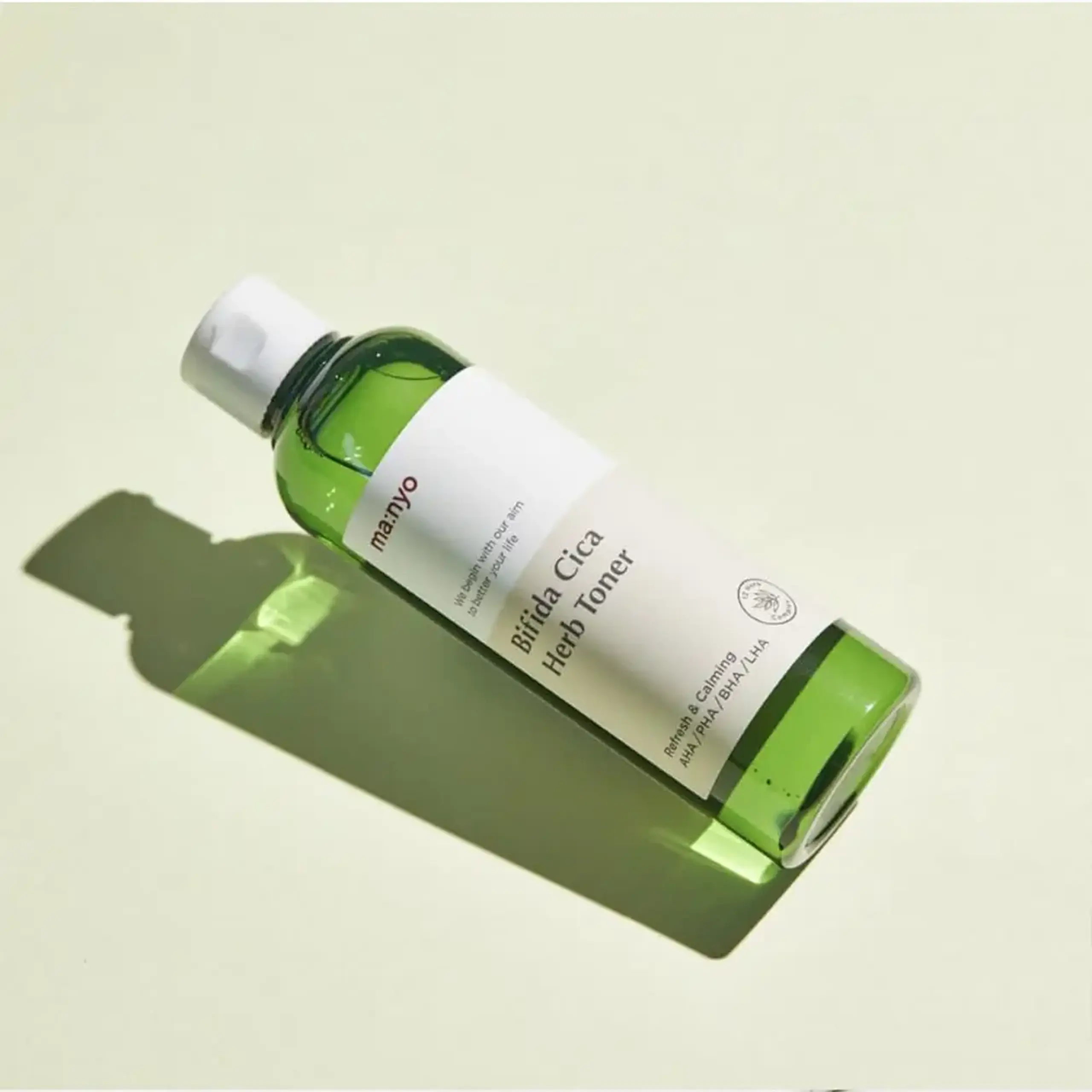 Toner exfoliant, hidratant Manyo Bifida Cica Herb Toner 210ml