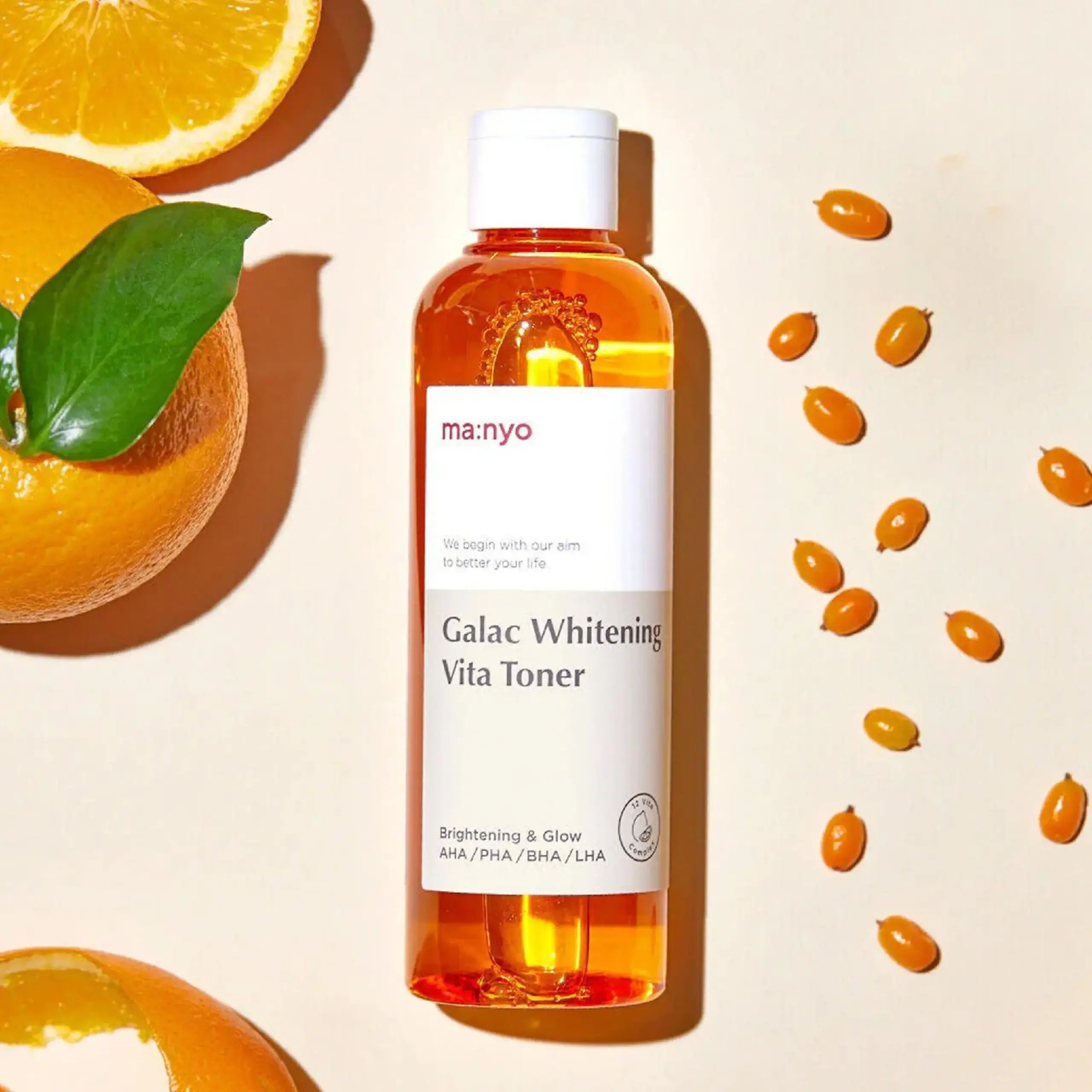 Toner exfoliant cu vitamina C şi acizi Manyo Galac Whitening Vita Toner 210ml