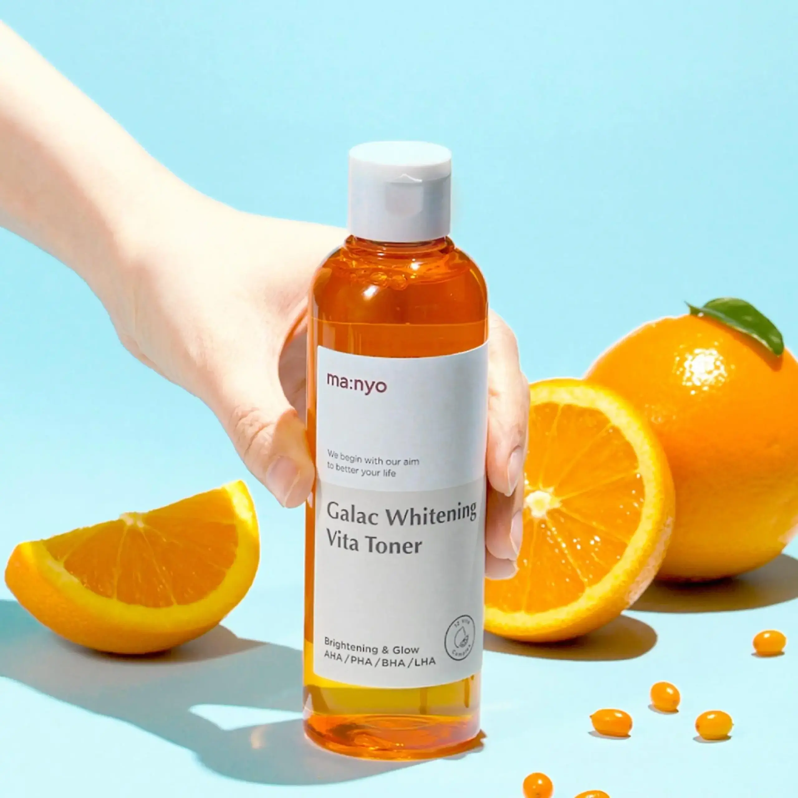 Toner exfoliant cu vitamina C şi acizi Manyo Galac Whitening Vita Toner 210ml