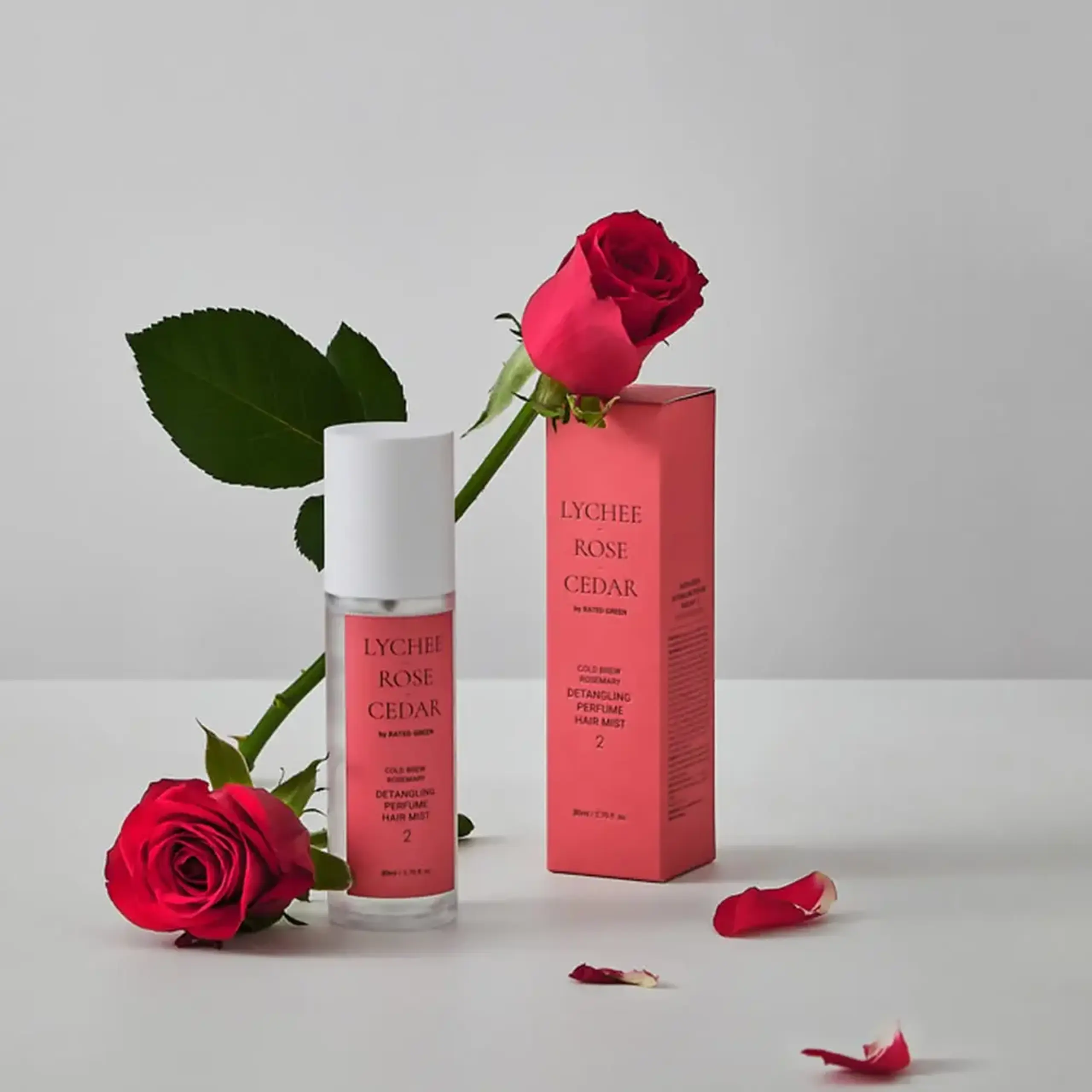 Mist parfumat pentru dezcălcirea părului Rated Green Detangling Perfume Hair Mist 2 Lychee Rose Cedar 80ml