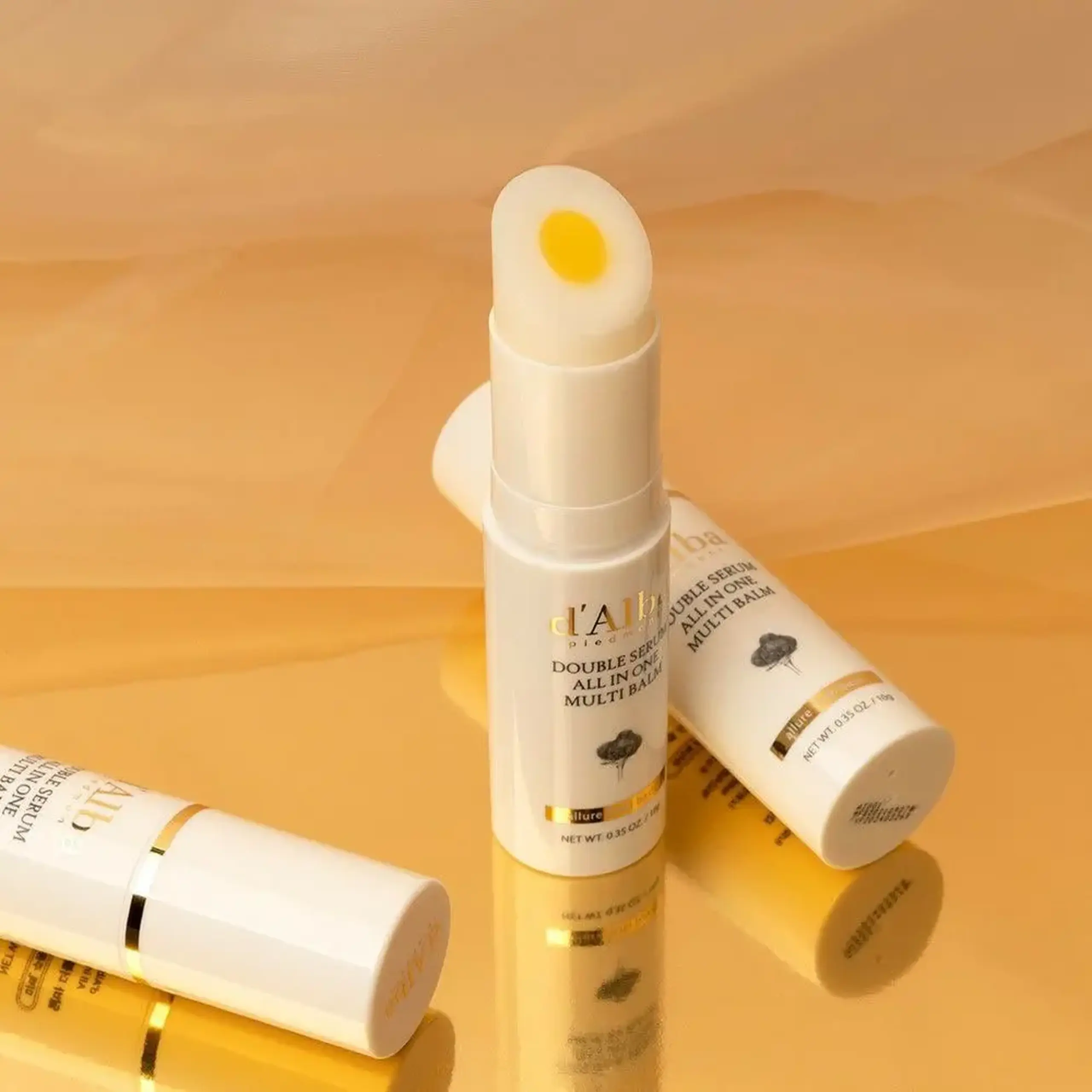 Balsam-stick hidratant multifuncțional D'Alba Double Serum All In One Multi Balm 10g
