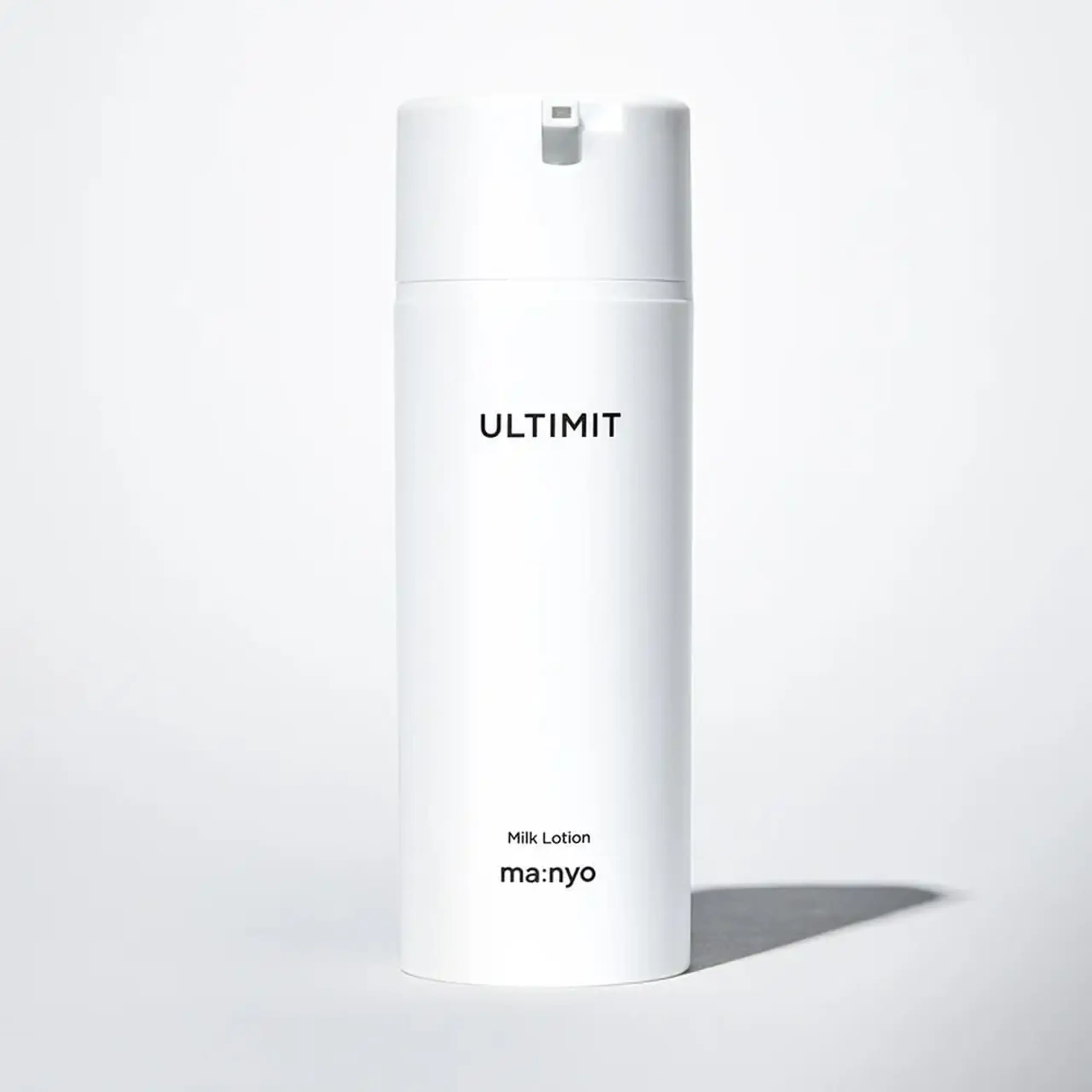 Produs multifuncțional 3-în-1 pentru rutina bărbaților Manyo Ultimit All-In-One Milk Lotion 120ml