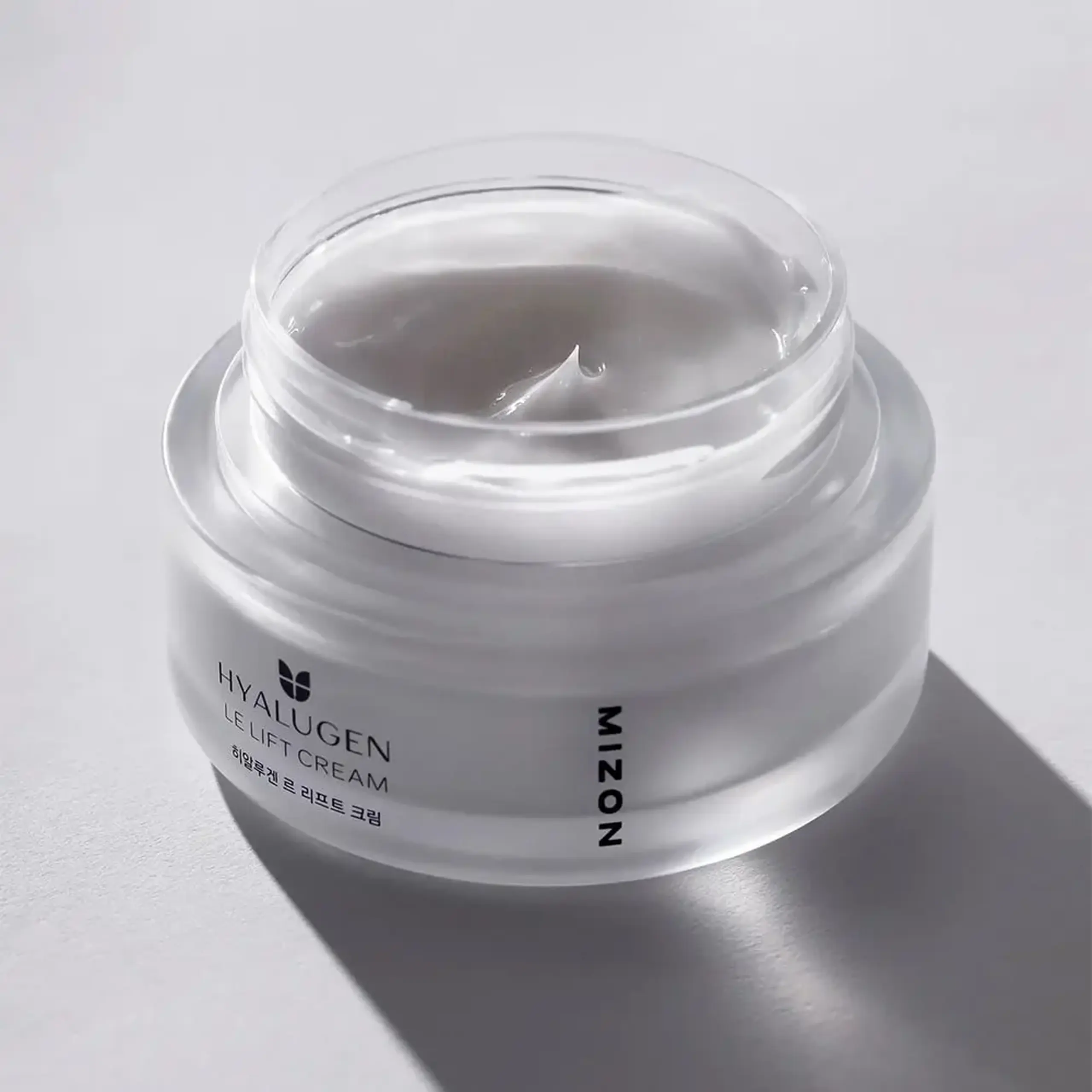 Cremă hidratantă pentru fermitatea şi elasticitea pielii Mizon Hyalugen Le Lift Cream 50ml