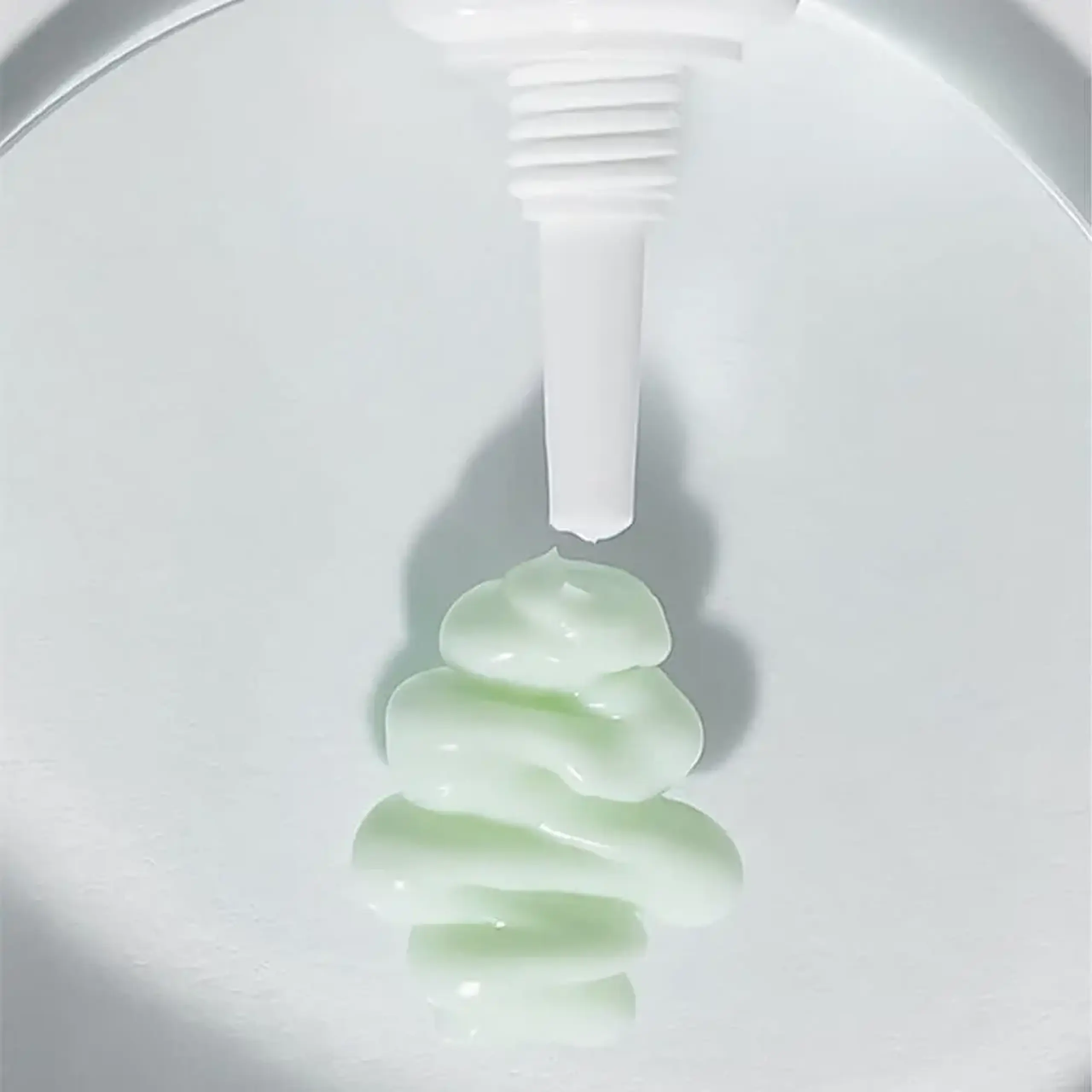 Cremă pentru conturul ochilor Celimax The Real Noni Ultimate Eye Cream 20ml