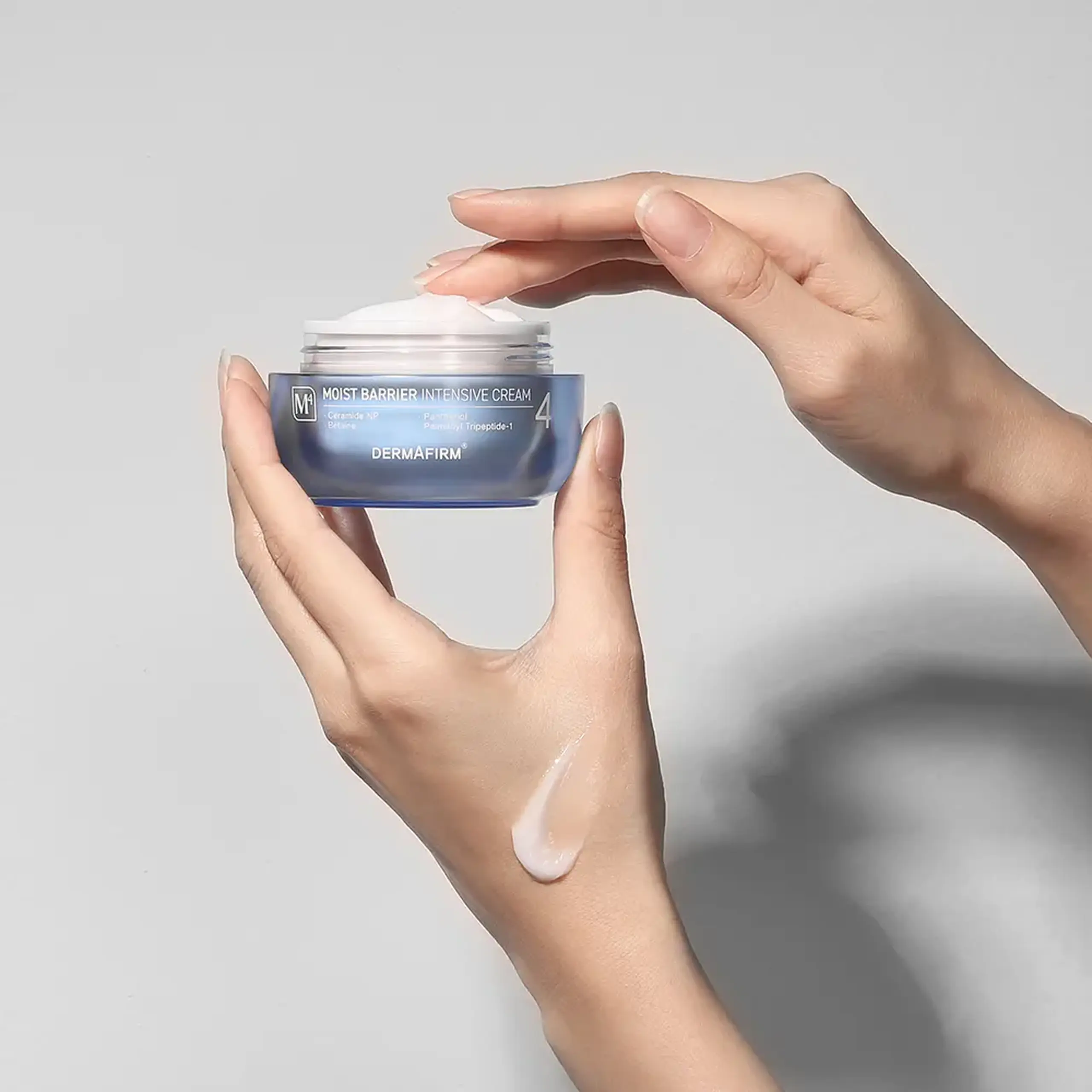 Cremă hidratantă Dermafirm Moist Barrier Intensive Cream M4 50ml