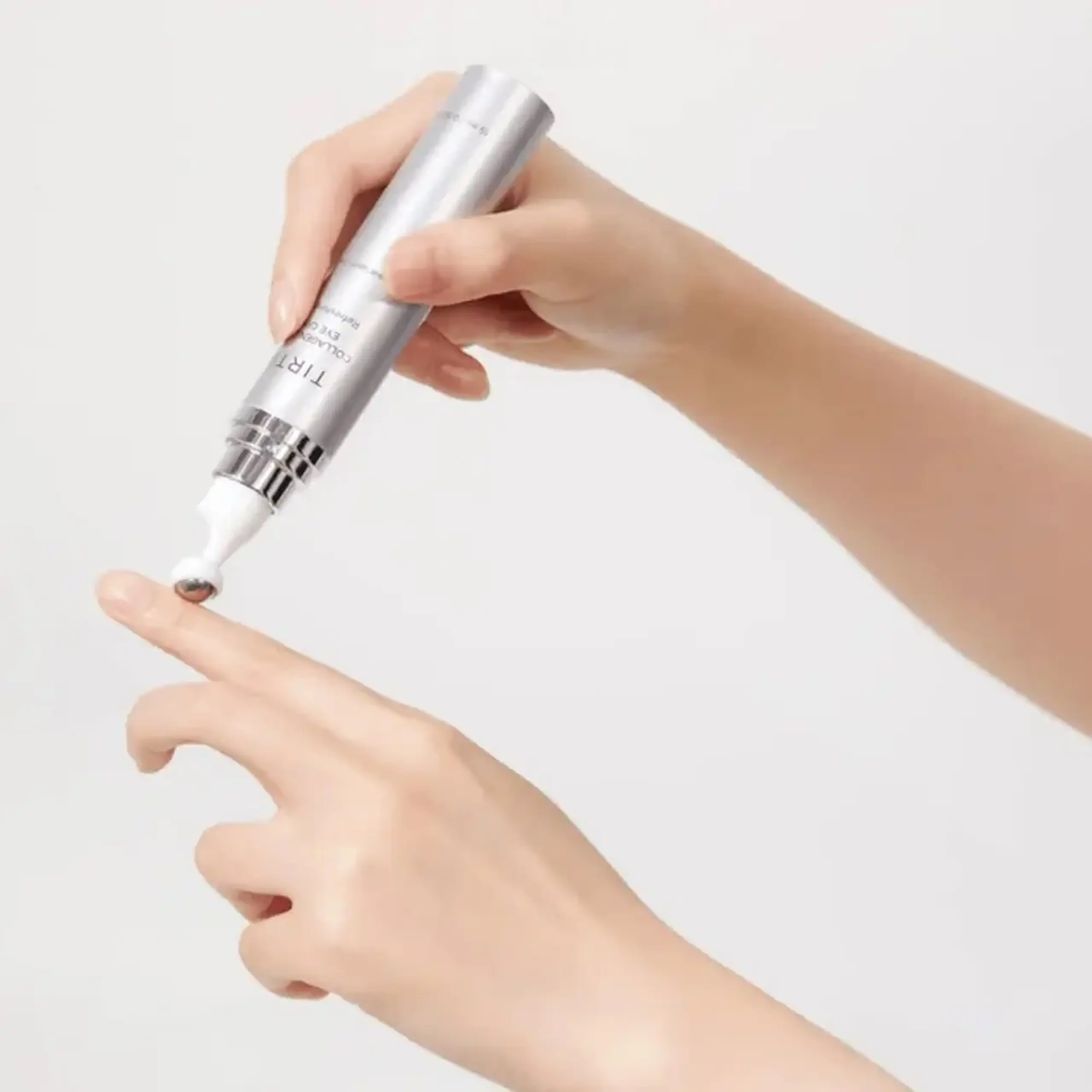 Cremă de ochi cu colagen efect lifting TIRTIR Collagen Lifting Eye Cream 15ml