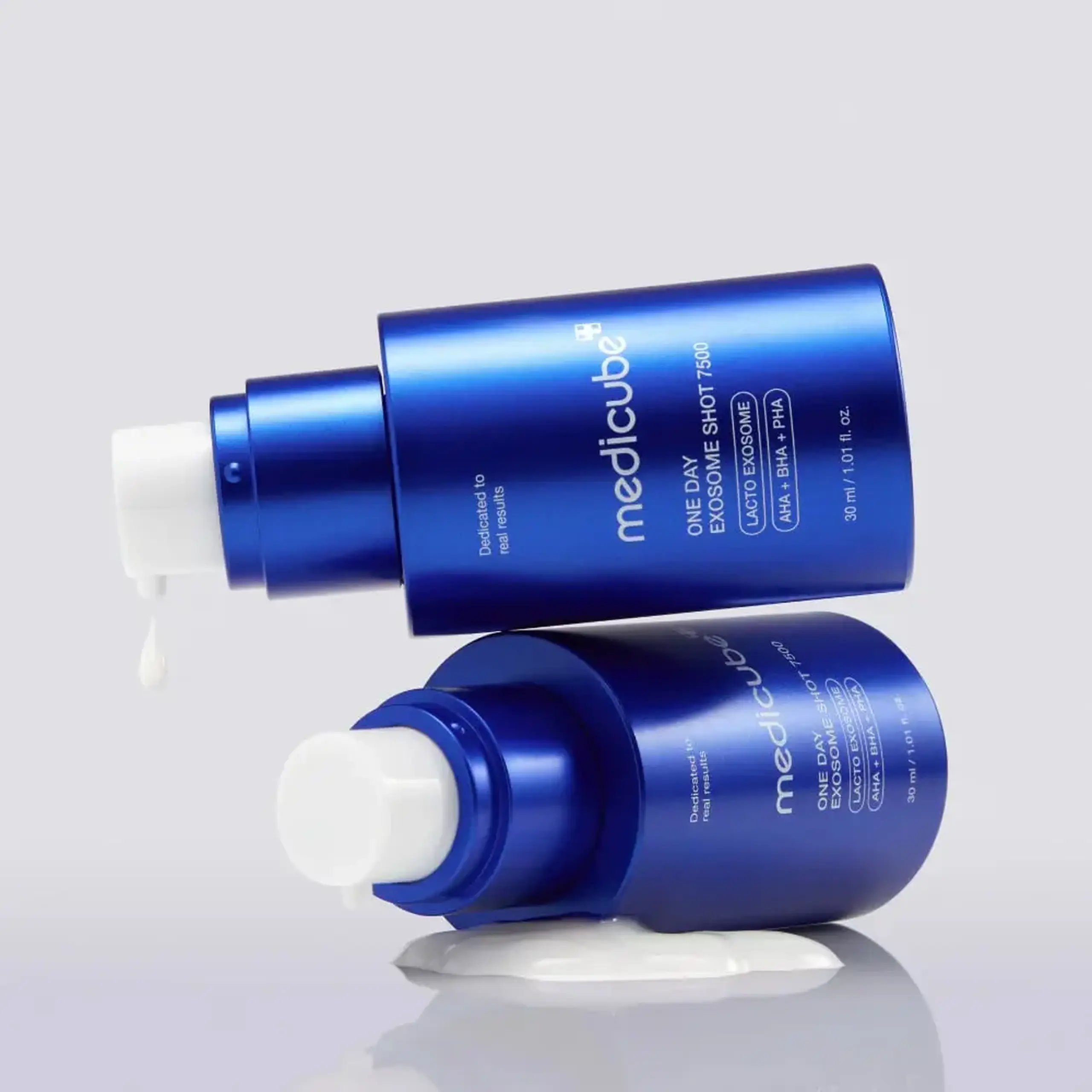 Ser pentru îngrijirea porilor Medicube One Day Exosome Shot Pore Ampoule 7500 30 ml