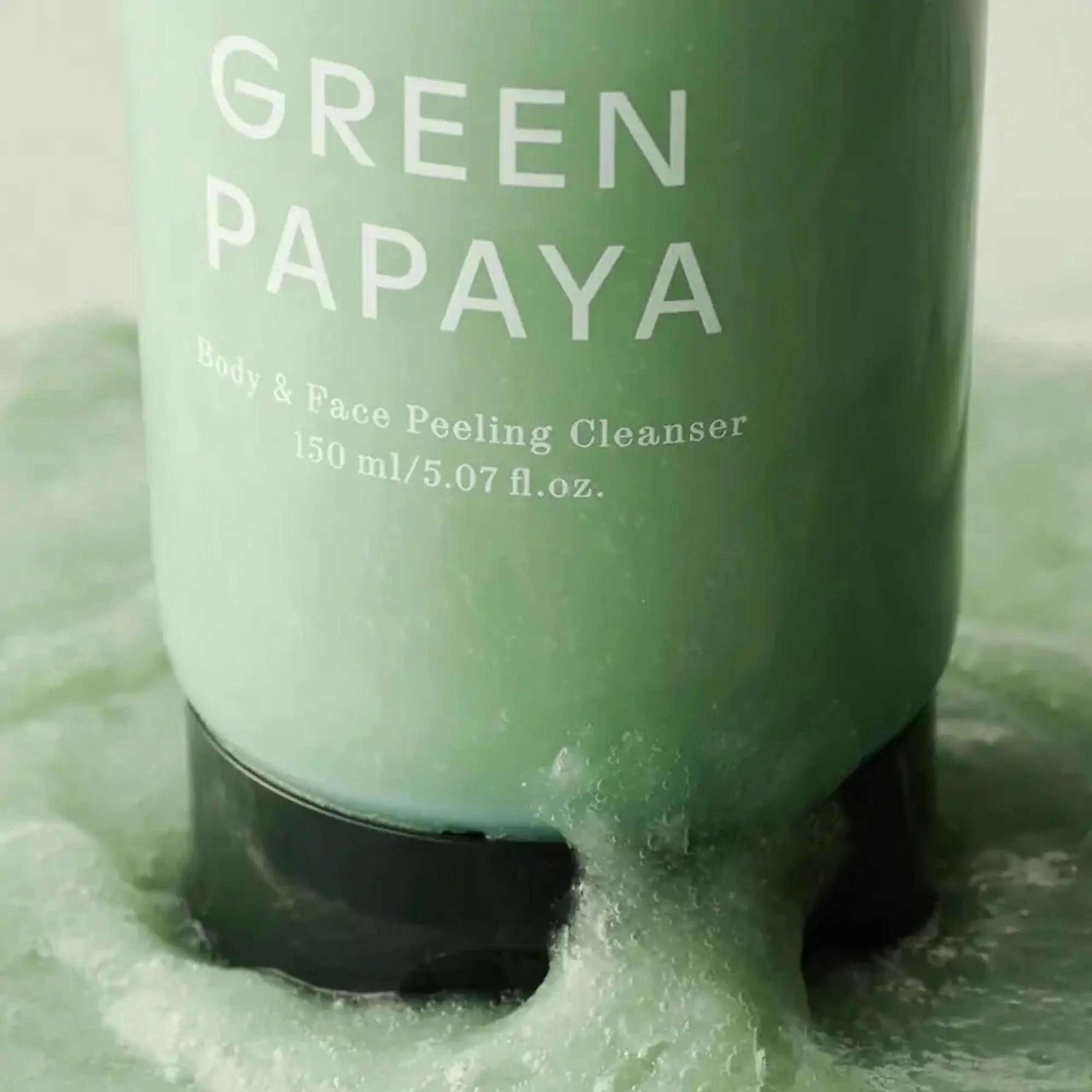 Cleanser exfoliant delicat pentru față și corp shaishaishai Green Papaya Body &amp; Face Peeling Cleanser 150ml