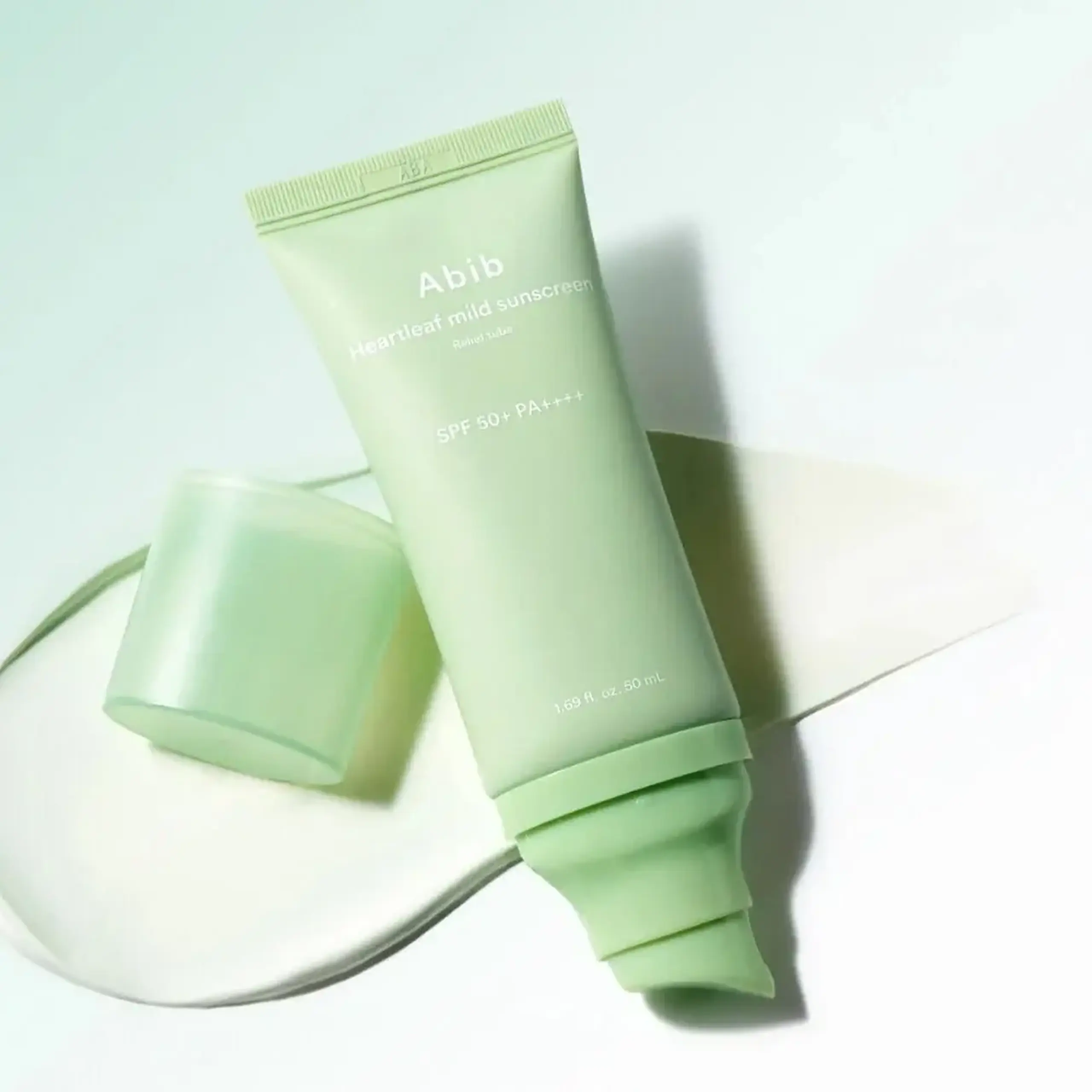Cremă de protecție solară calmantă Abib Heartleaf Mild Sunscreen Relief Tube SPF50+ PA++++ 50 ml