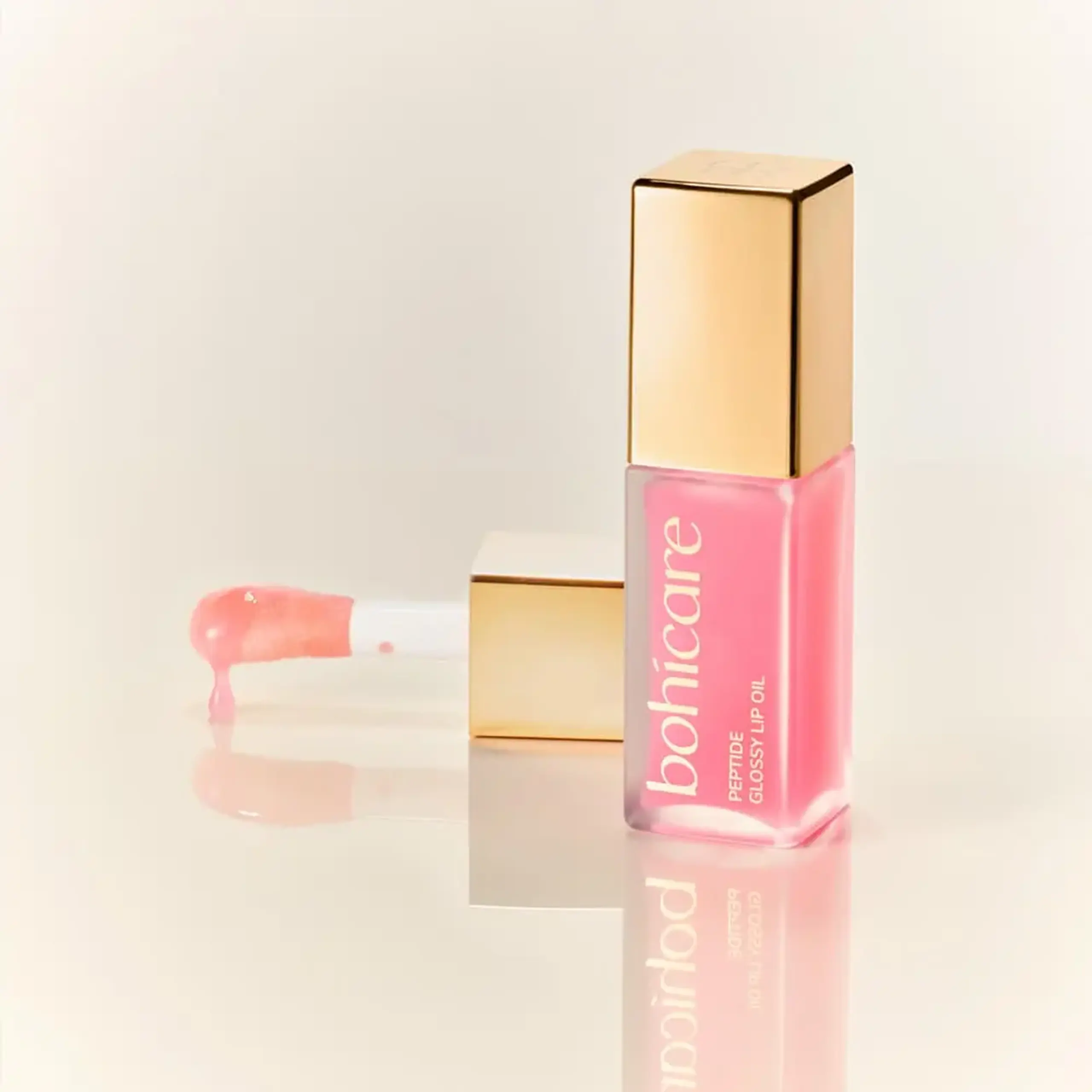 Ulei hrănitor pentru buze Bohicare Peptide Glossy Lip Oil 7ml
