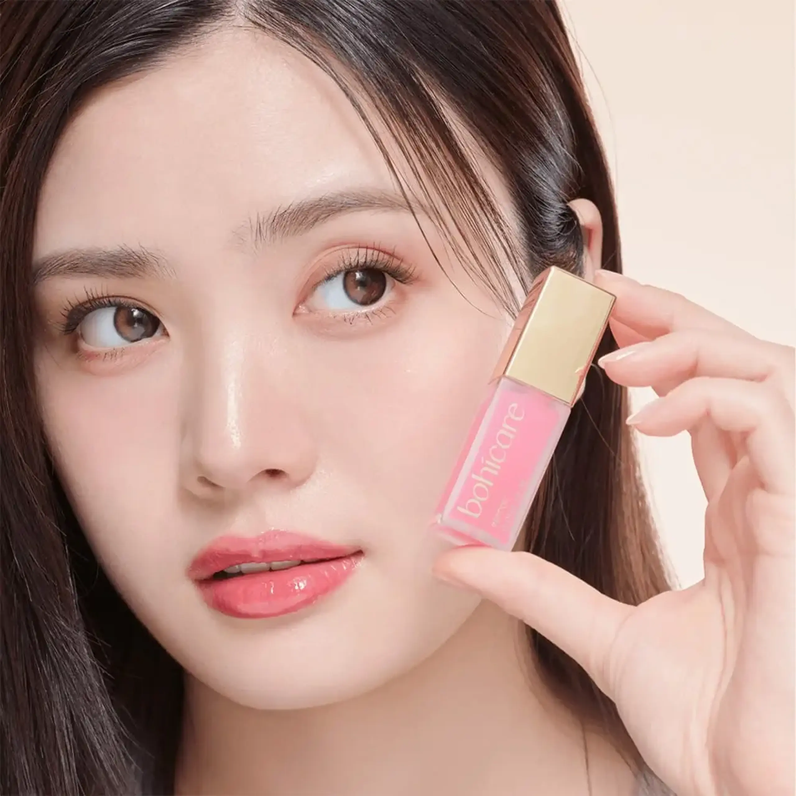 Ulei hrănitor pentru buze Bohicare Peptide Glossy Lip Oil 7ml