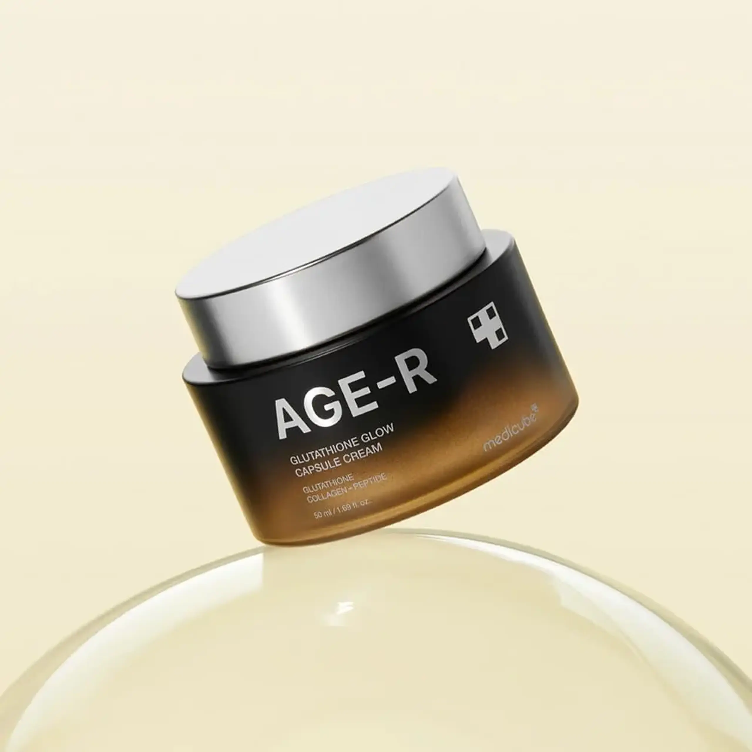 Cremă iluminatoare Medicube AGE-R GLUTATHIONE GLOW CAPSULE CREAM 50ml