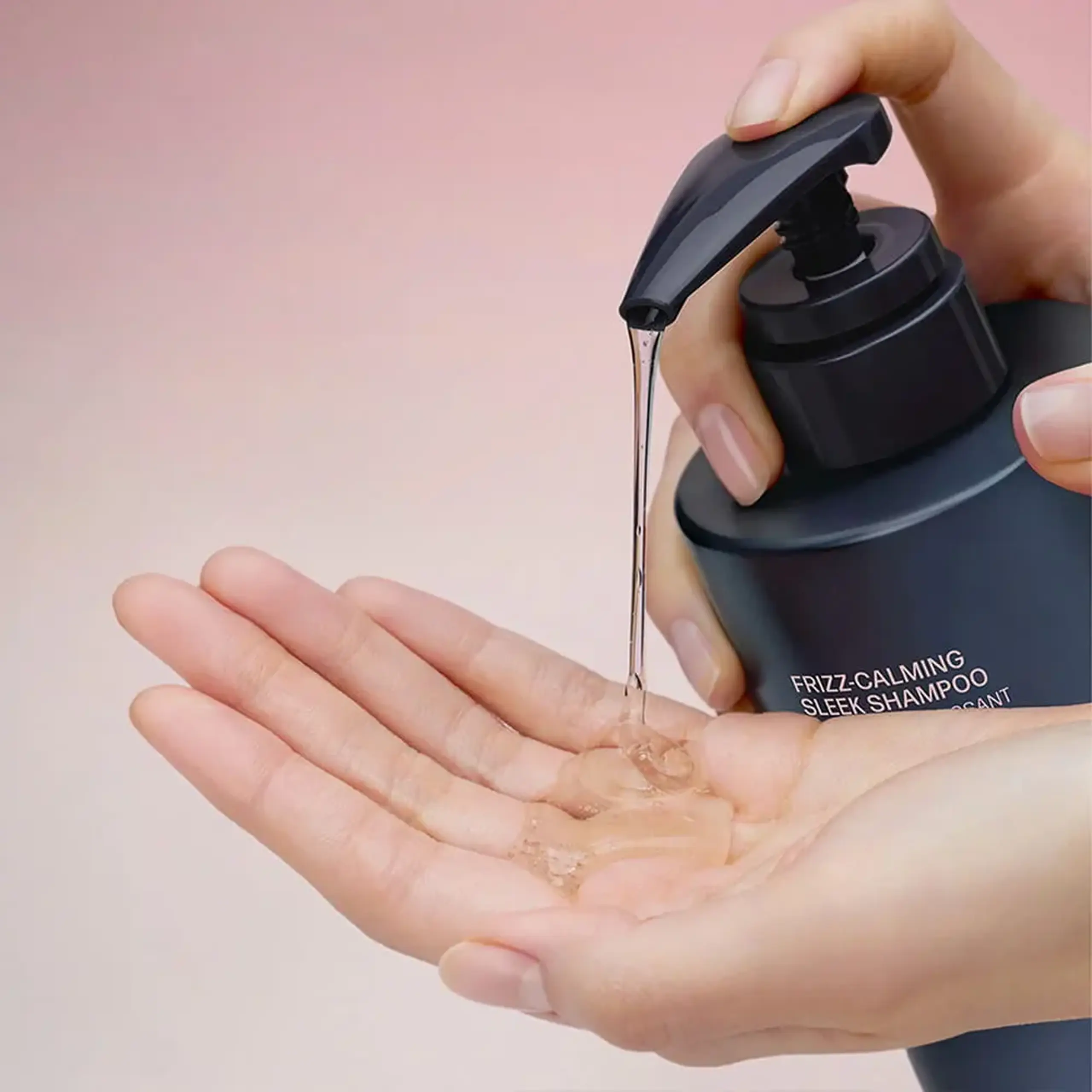 Șampon pentru părul electrizat UNOVE FRIZZ-CALMING SLEEK SHAMPOO 480ml