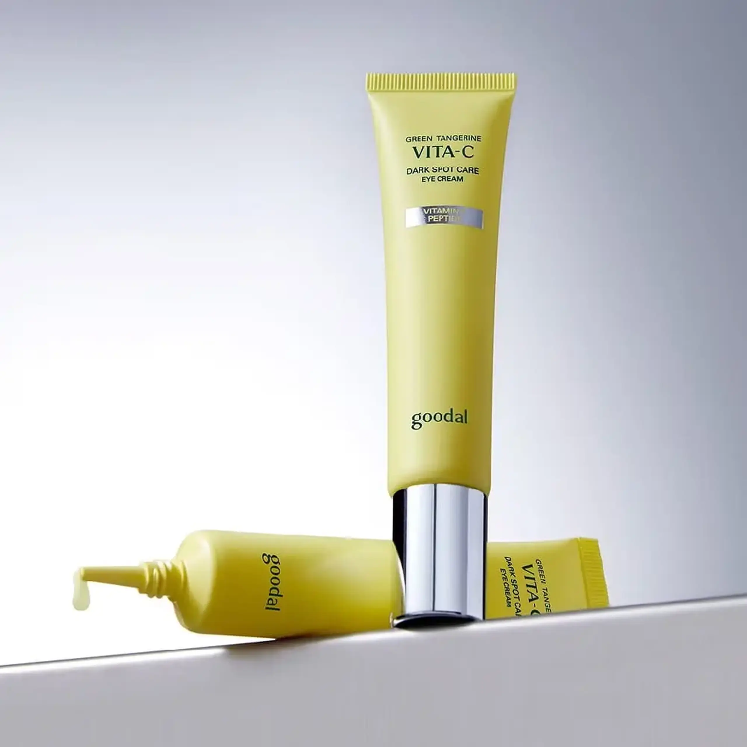 Cremă pentru ochi Goodal GREEN TANGERINE VITA C DARK SPOT CARE EYE CREAM 30ml