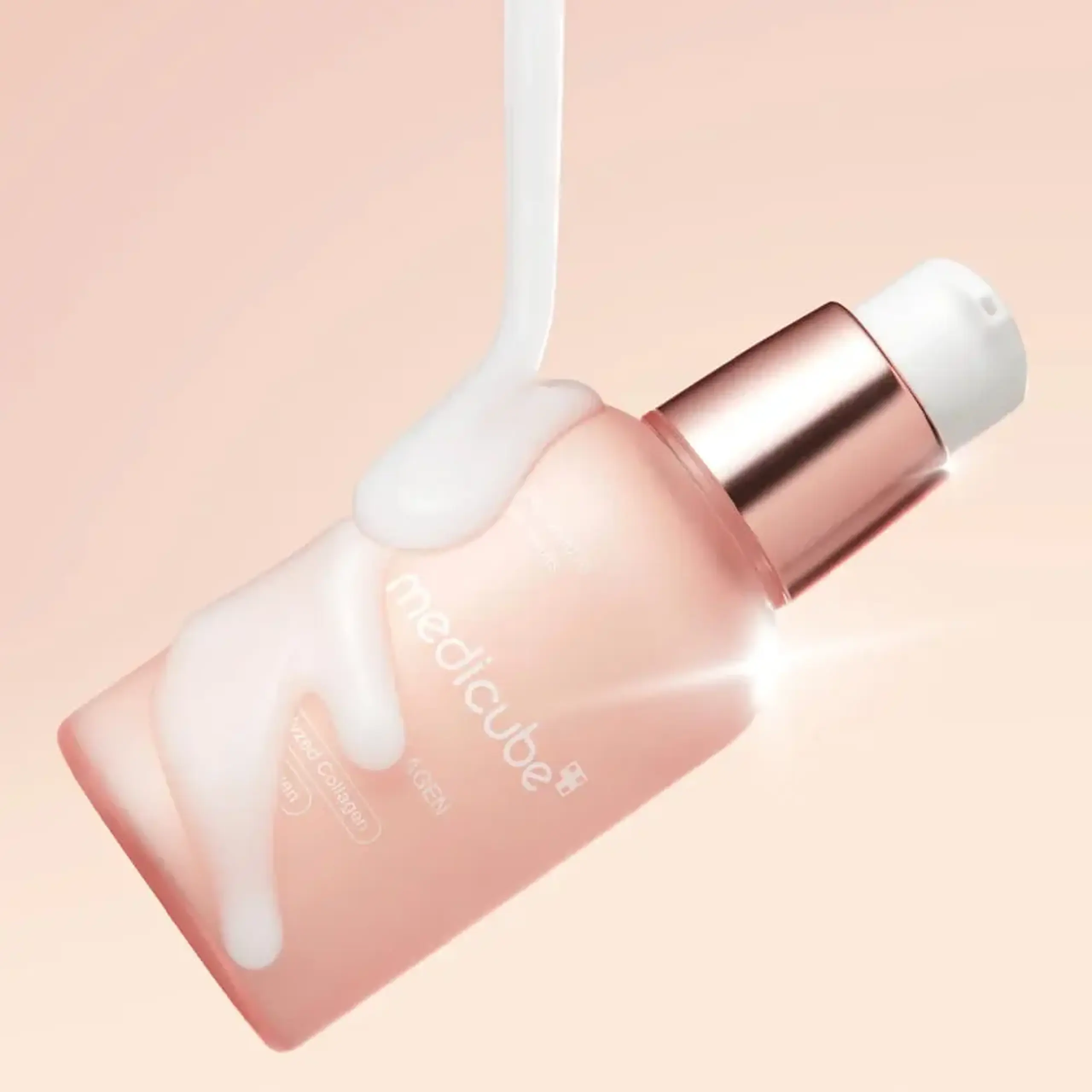 Serum pentru fermitate cu triplu colagen Medicube Triple Collagen Serum 4.0 55 ml