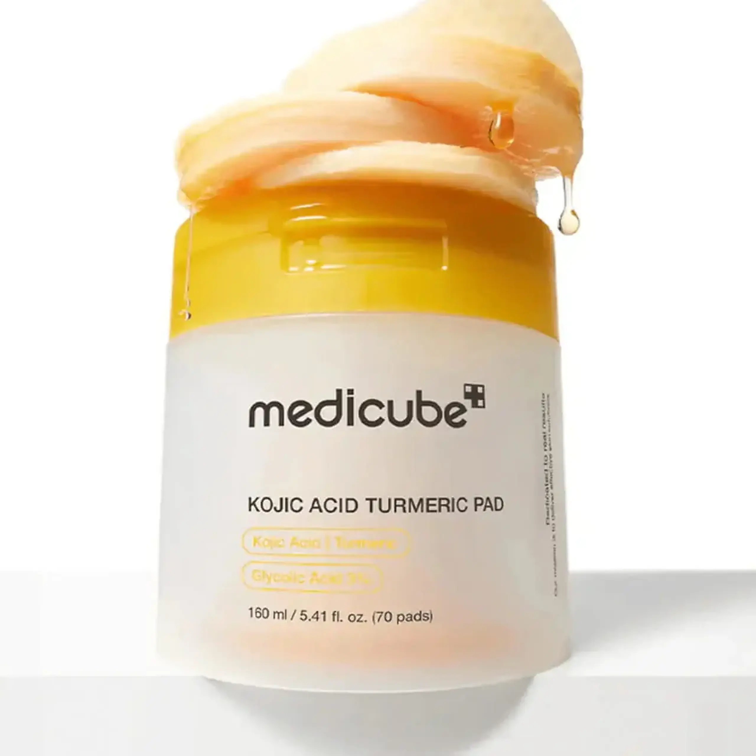 Discuri exfoliante iluminante cu Acid Kojic Medicube Kojic Acid Turmeric Pad 70 pcs