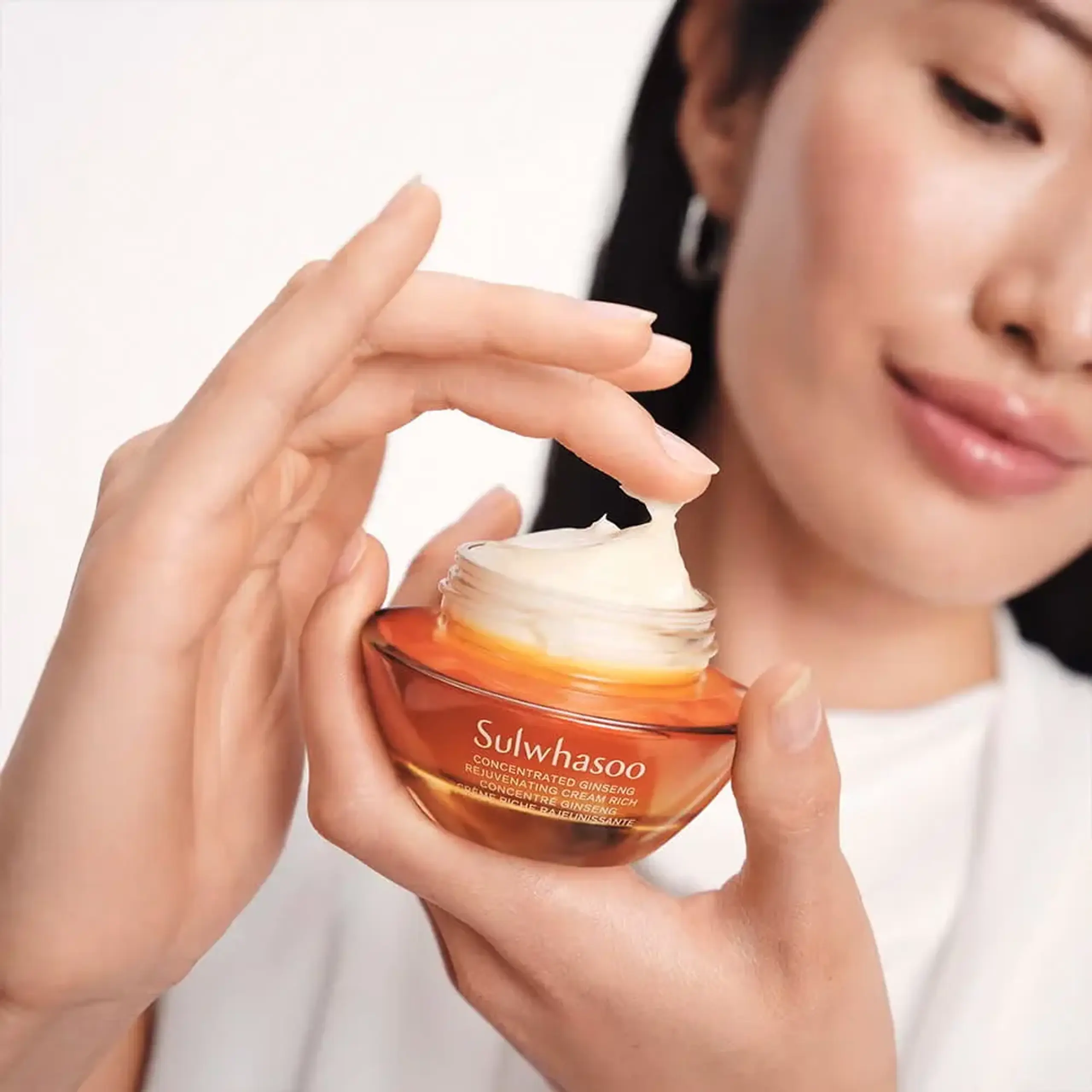 Cremă nutritivă premium Sulwhasoo Concentrated Ginseng Rejuvenating Cream Rich 50ml