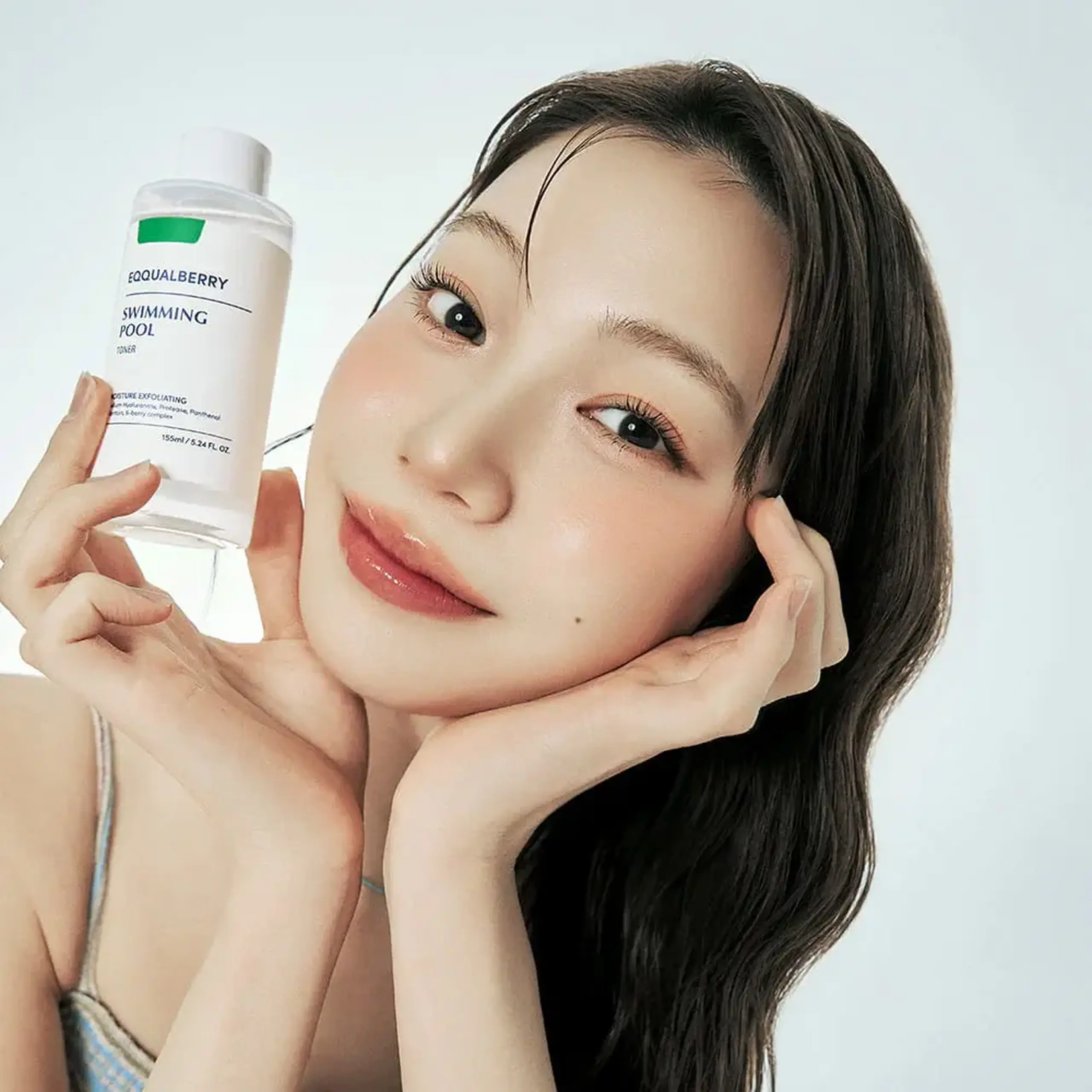 Toner hidratant și exfoliant delicat EQQUALBERRY SWIMMING POOL TONER 155ml