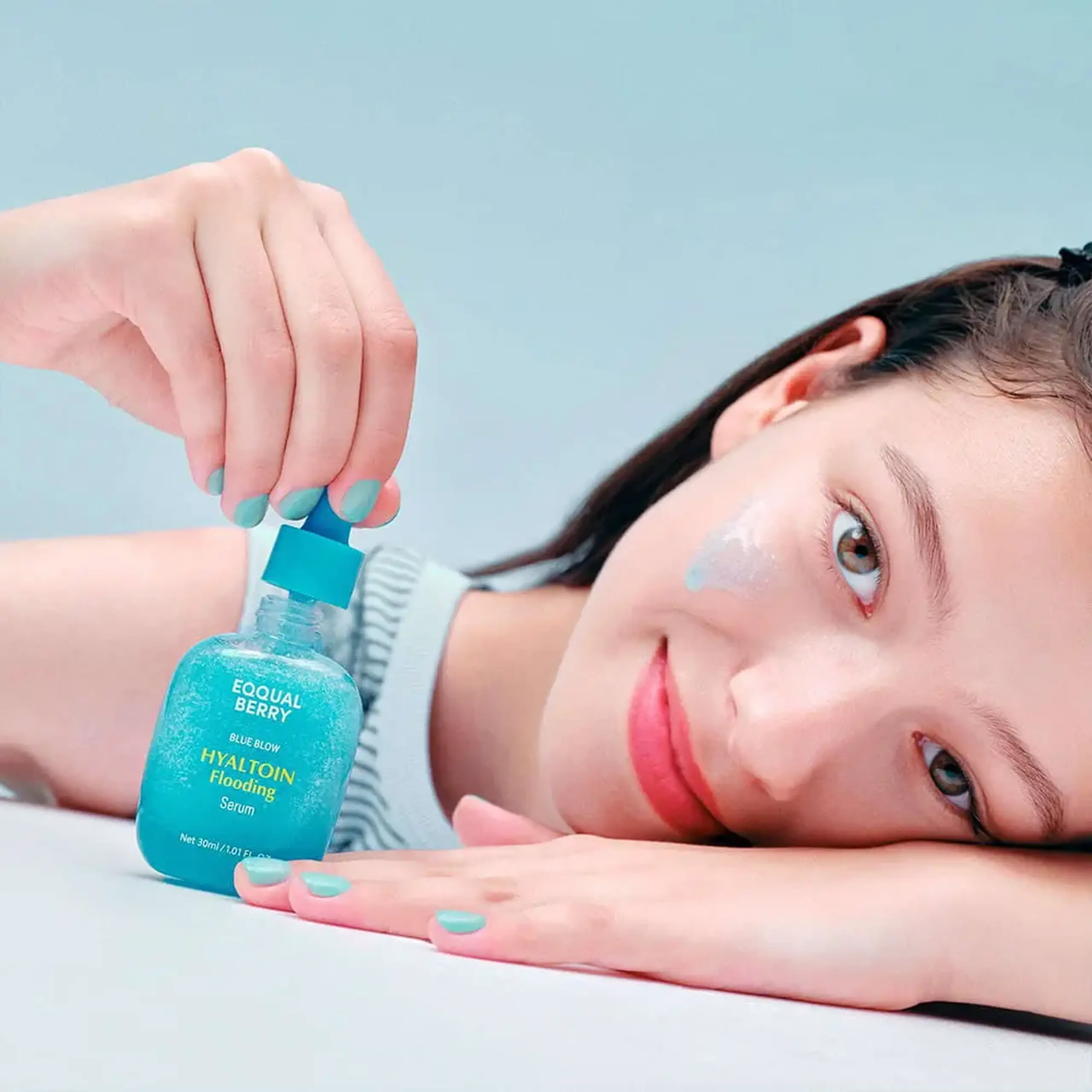 Ser intensiv hidratant și calmant EQQUALBERRY HYALTOIN FLOODING SERUM 30ml